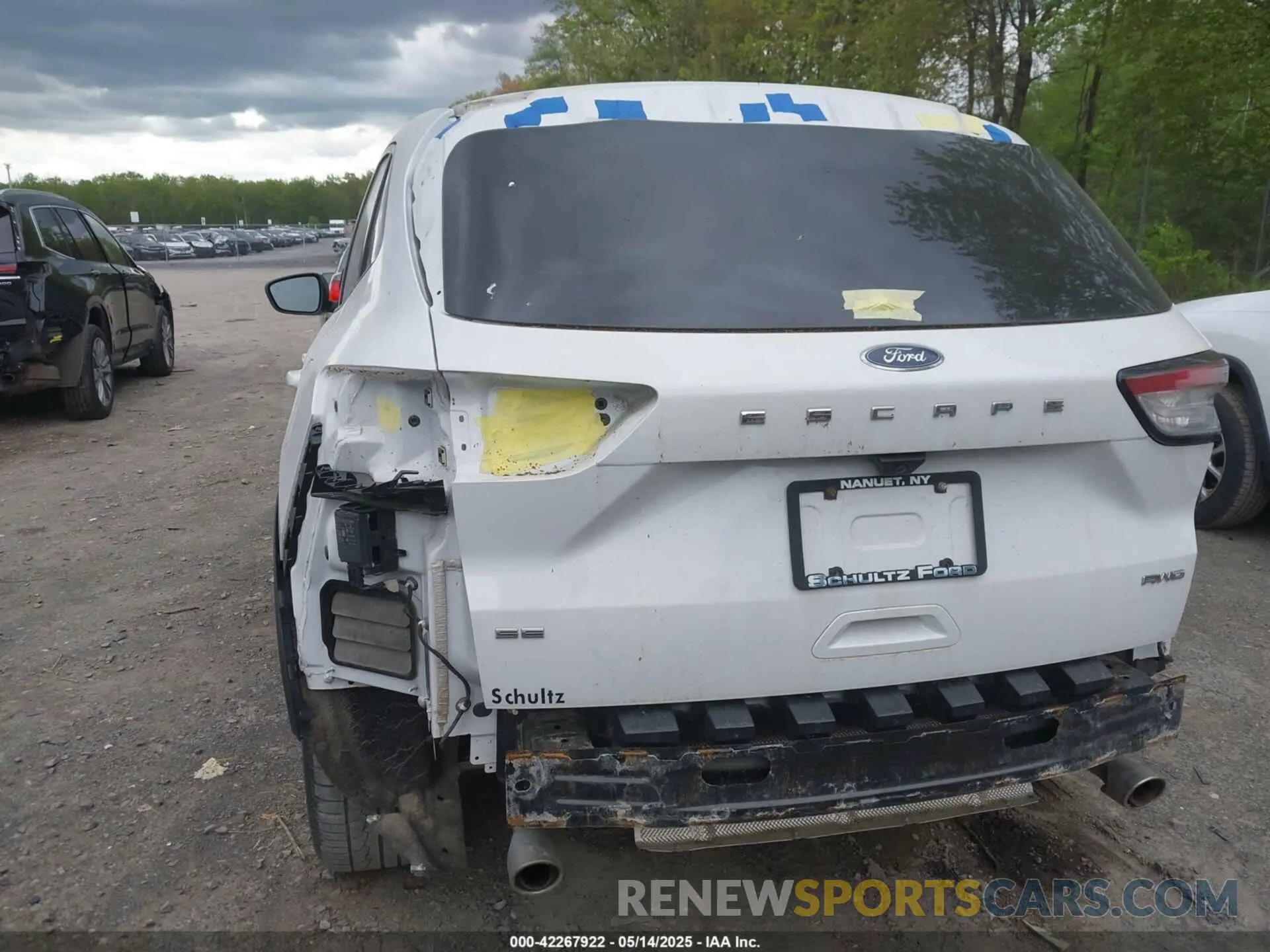 6 Фотография поврежденного автомобиля 1FMCU9G64NUB41262 FORD ESCAPE 2022