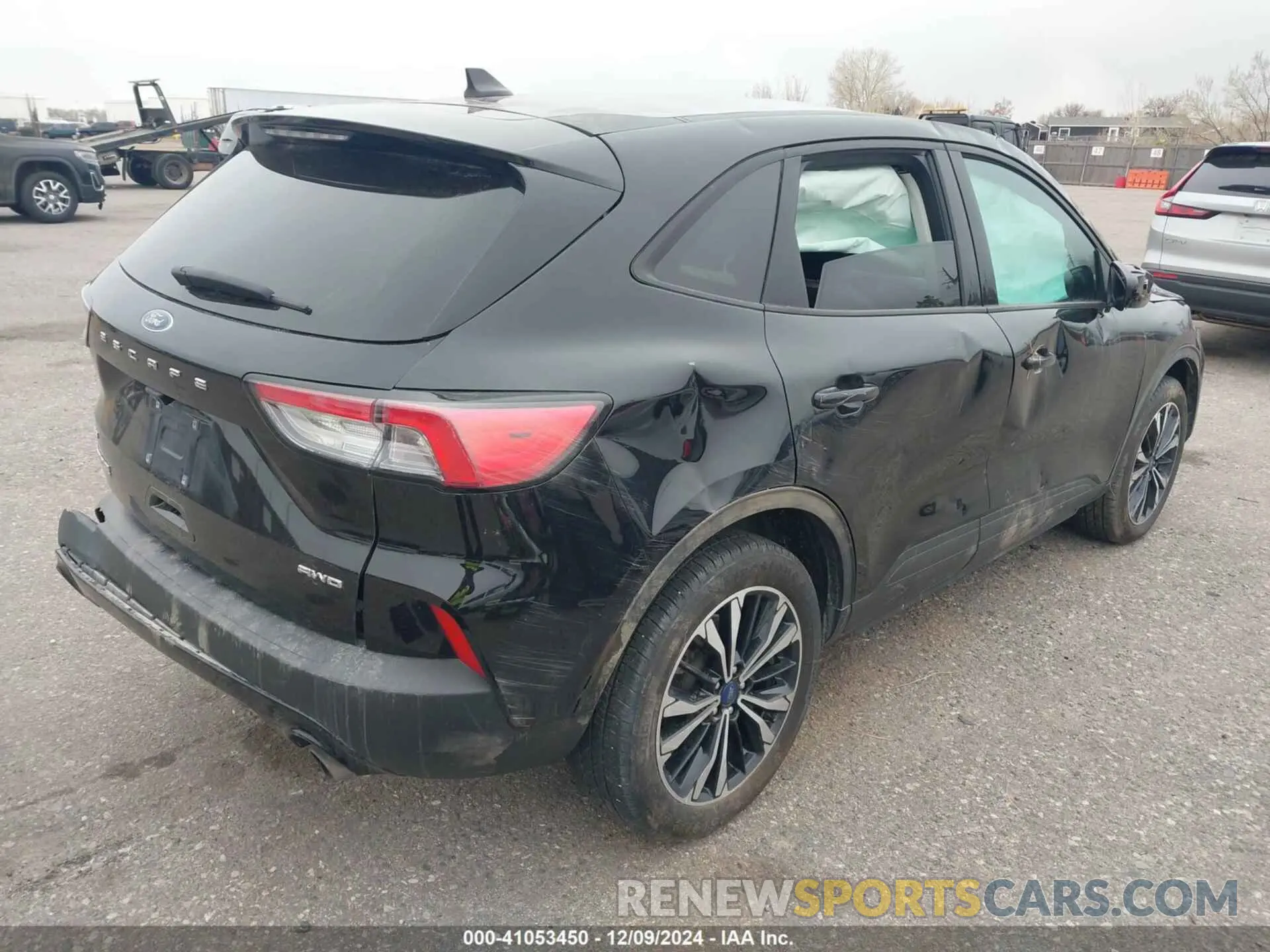 4 Фотография поврежденного автомобиля 1FMCU9G66NUA06865 FORD ESCAPE 2022
