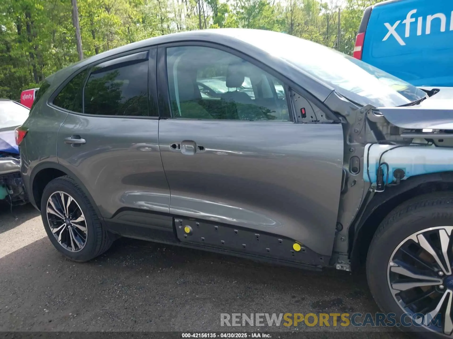 13 Фотография поврежденного автомобиля 1FMCU9G66NUB20350 FORD ESCAPE 2022