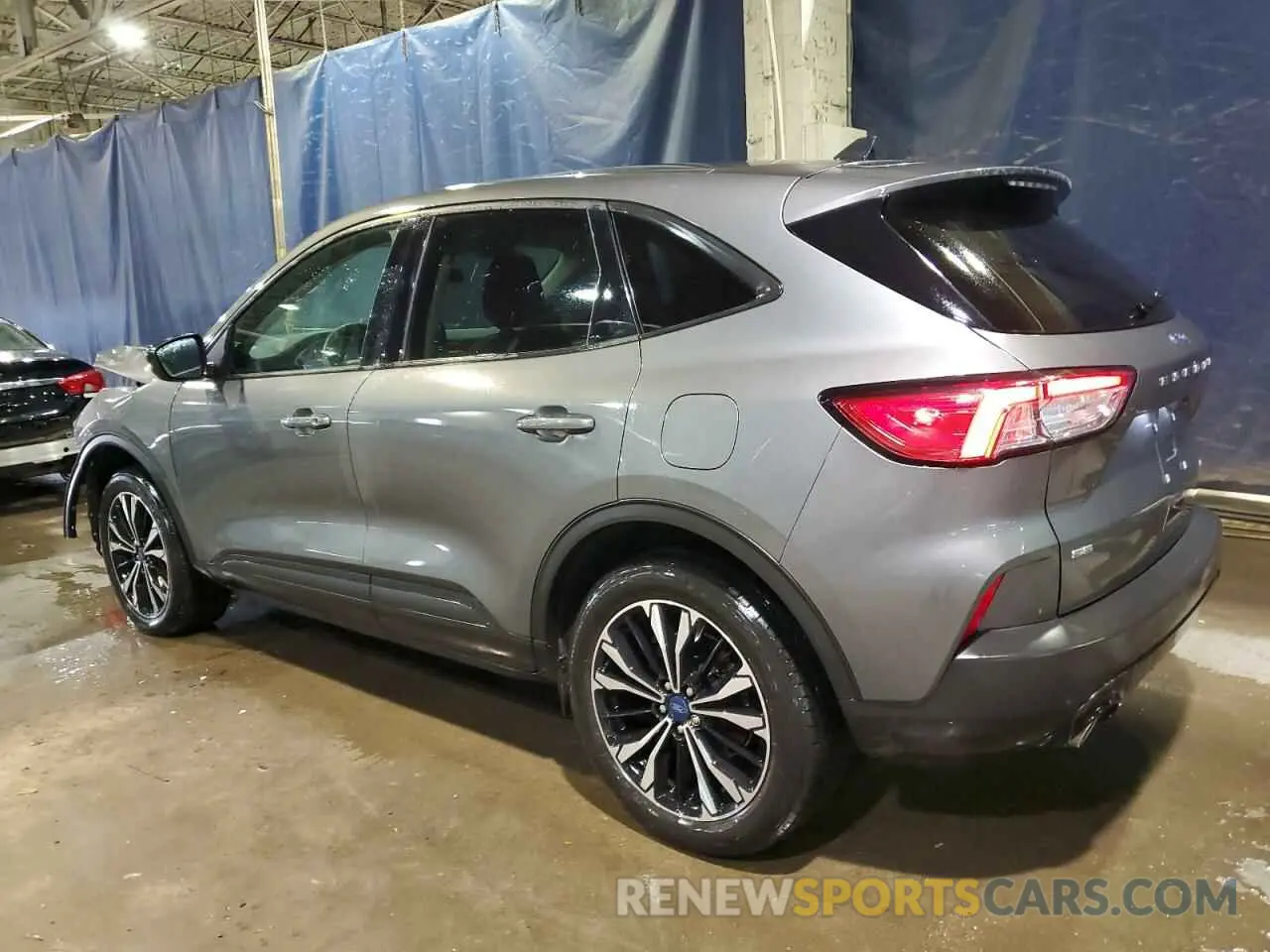 2 Photograph of a damaged car 1FMCU9G66NUB39156 FORD ESCAPE 2022