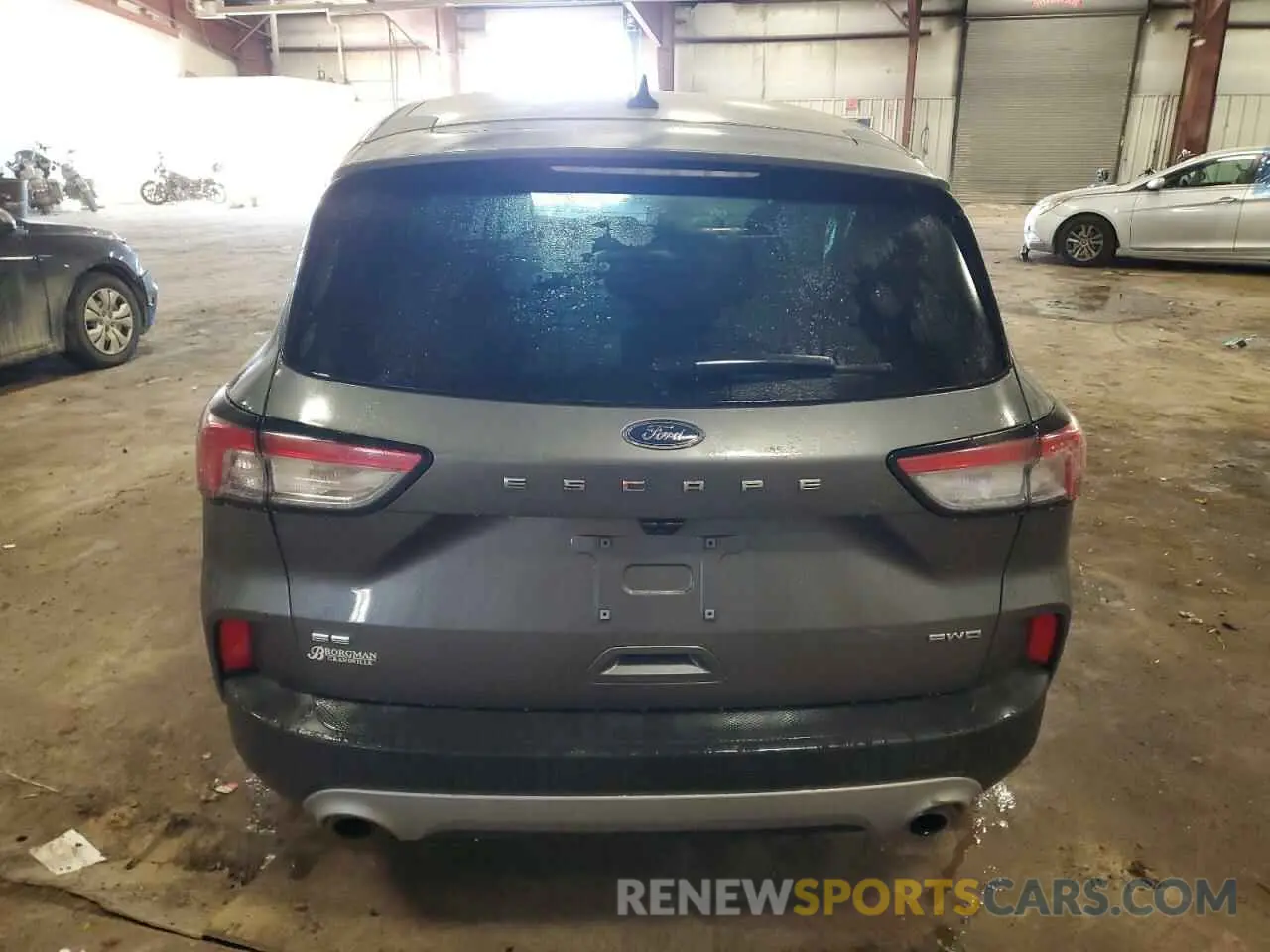 6 Photograph of a damaged car 1FMCU9G66NUB71332 FORD ESCAPE 2022