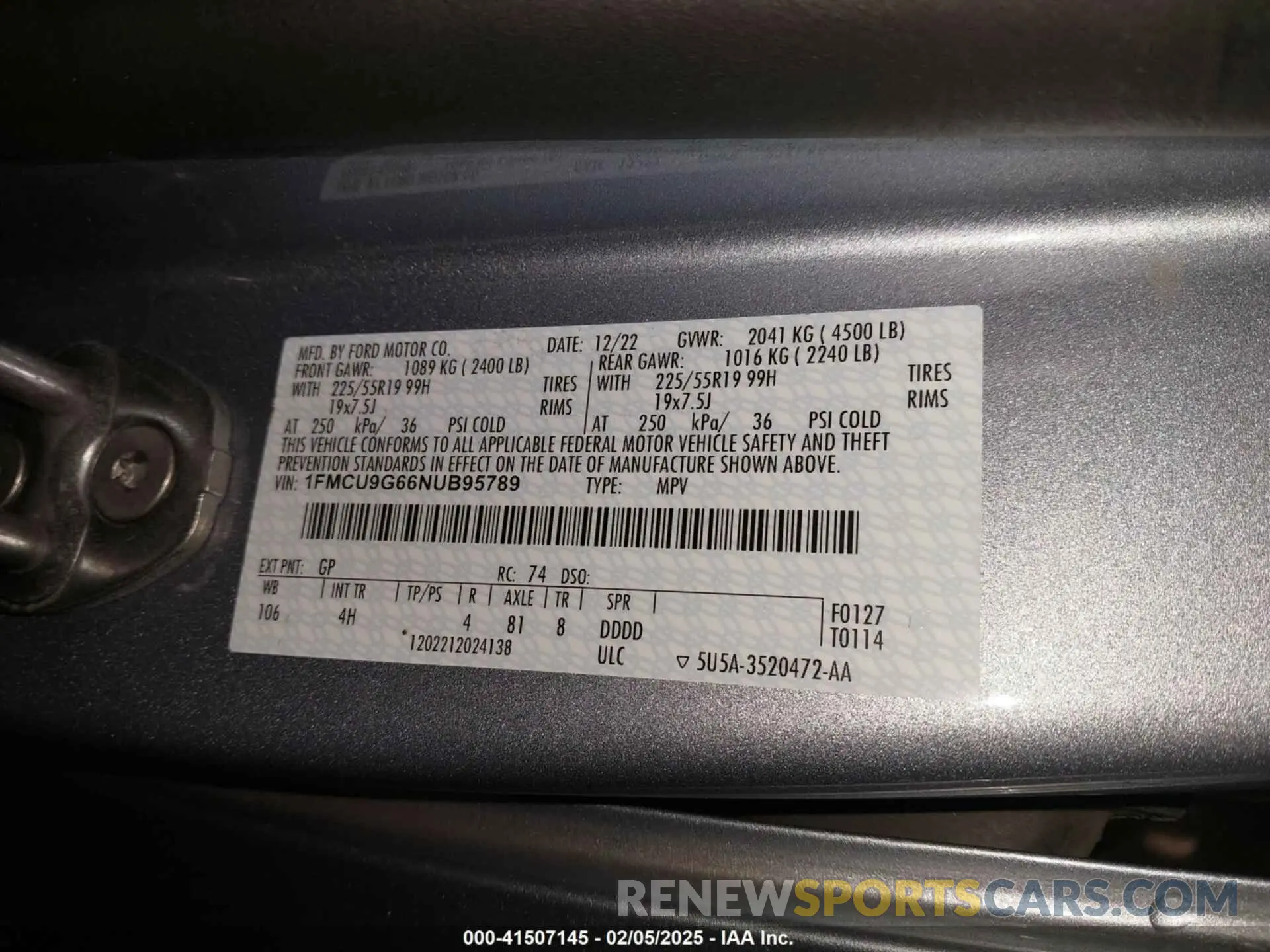 9 Фотография поврежденного автомобиля 1FMCU9G66NUB95789 FORD ESCAPE 2022