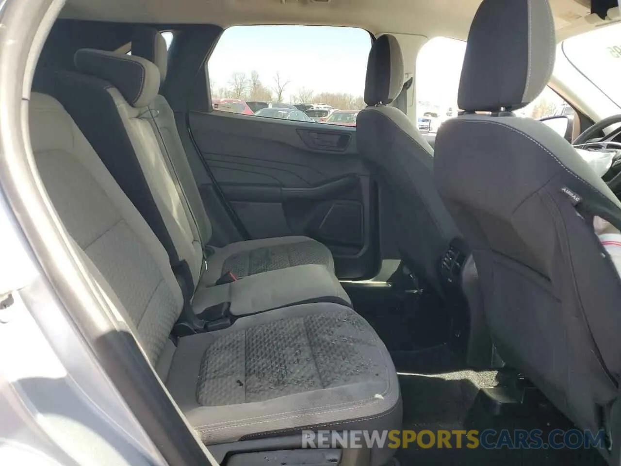 11 Photograph of a damaged car 1FMCU9G67NUA35257 FORD ESCAPE 2022