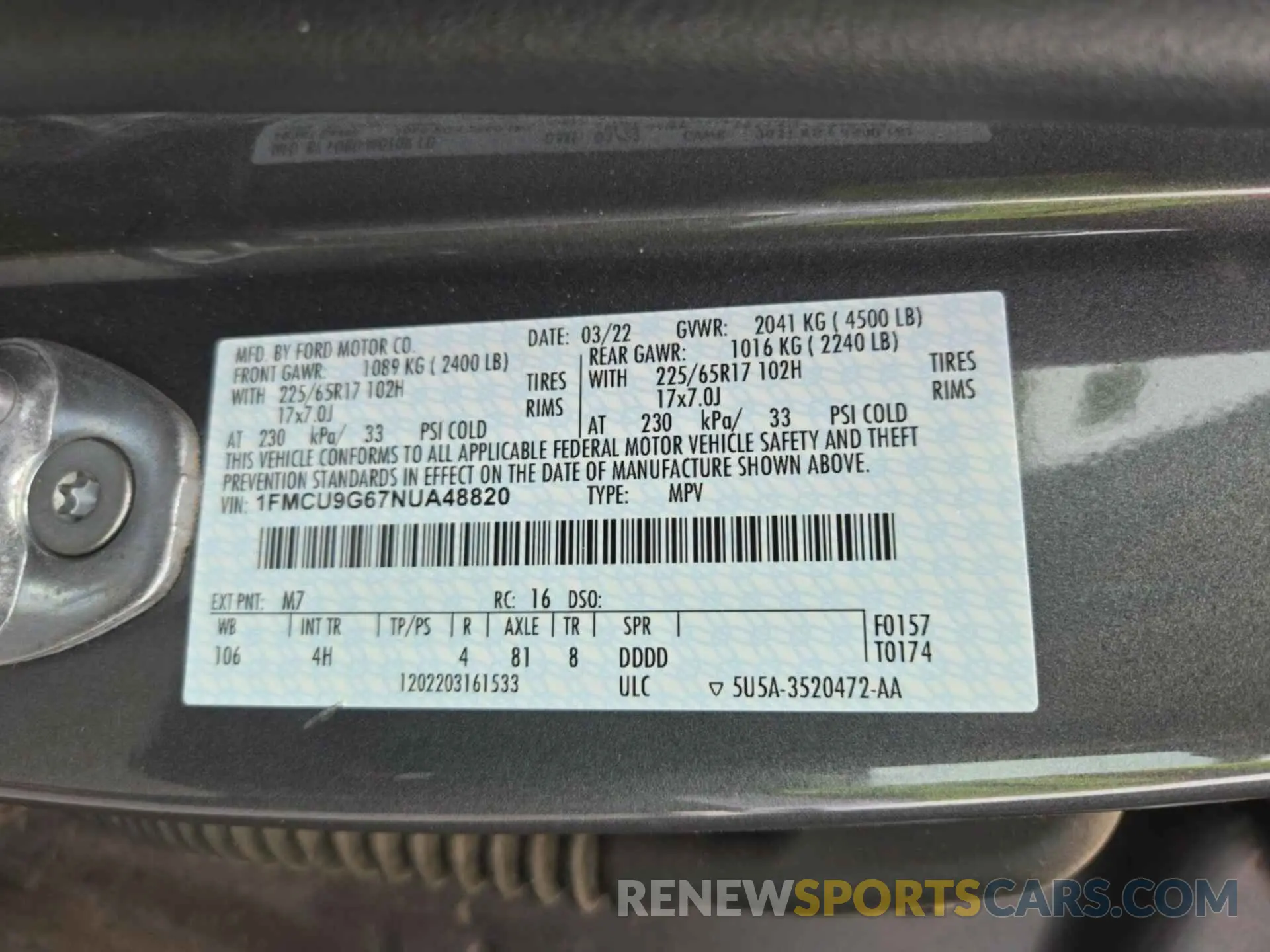19 Photograph of a damaged car 1FMCU9G67NUA48820 FORD ESCAPE 2022