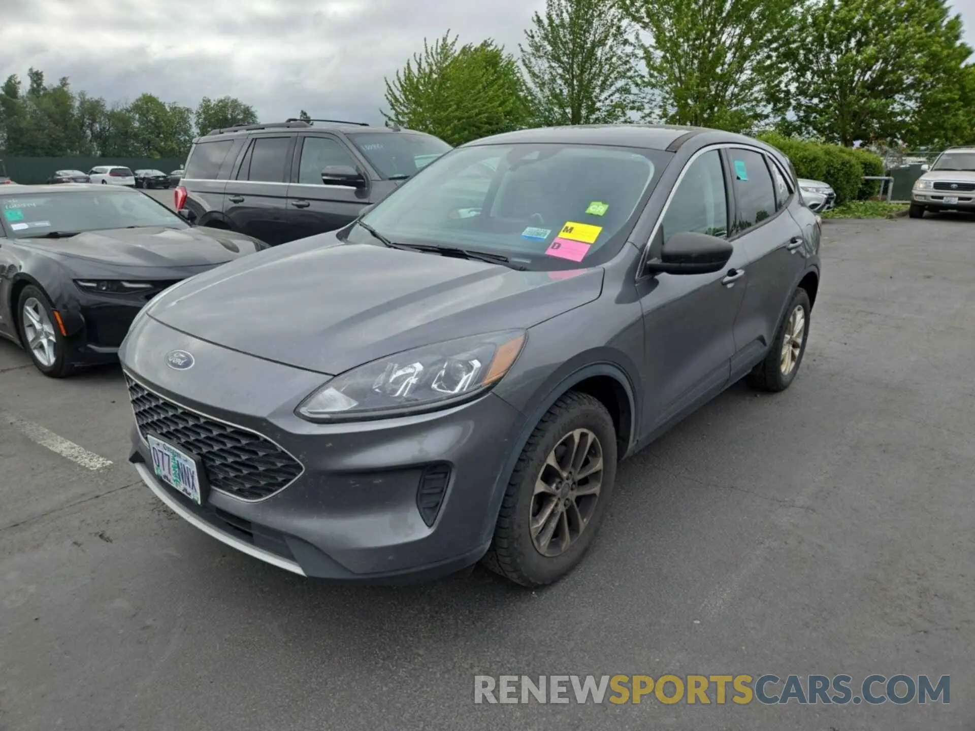 27 Photograph of a damaged car 1FMCU9G67NUA48820 FORD ESCAPE 2022