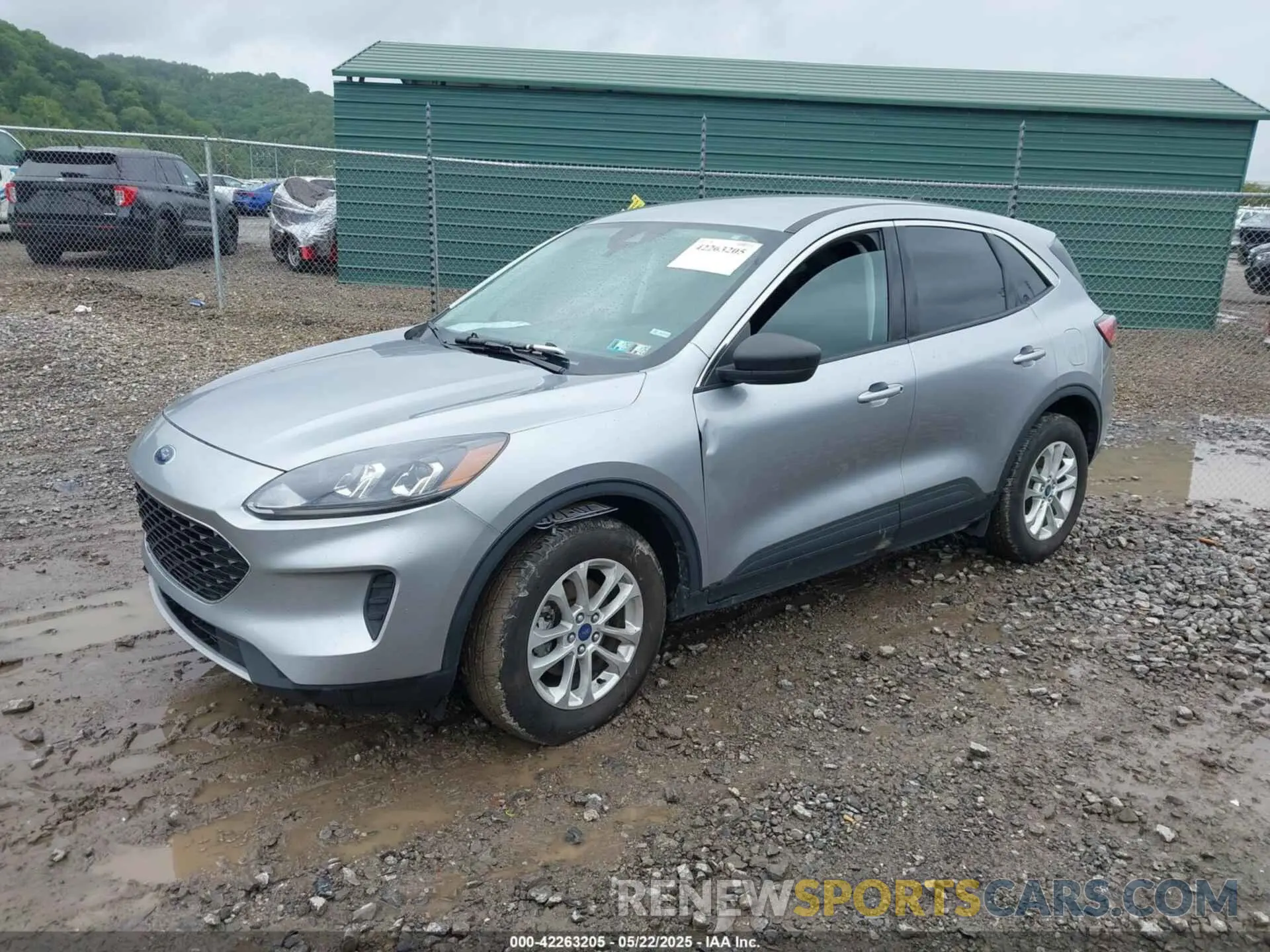 2 Photograph of a damaged car 1FMCU9G67NUB41403 FORD ESCAPE 2022