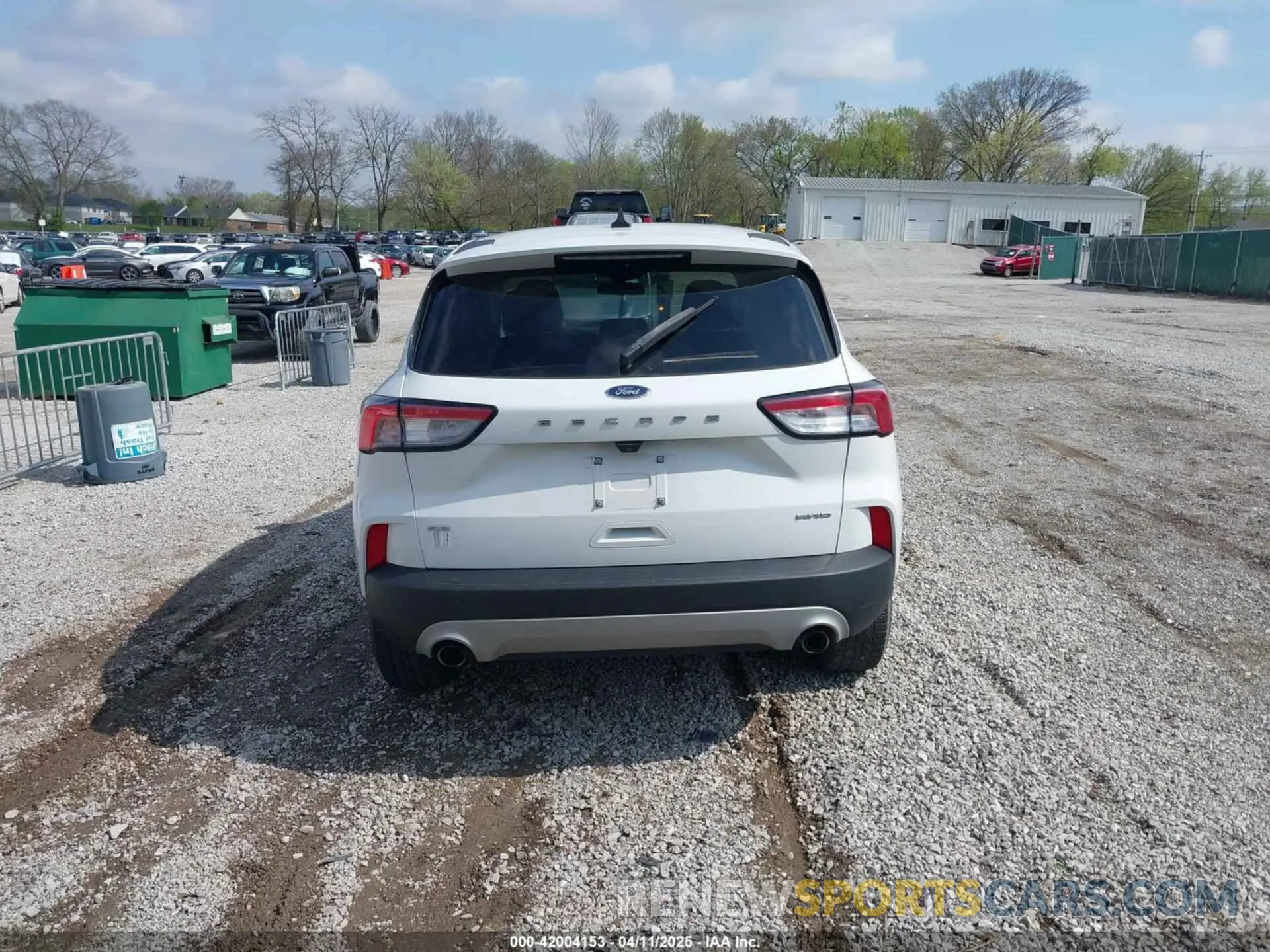16 Photograph of a damaged car 1FMCU9G68NUA67439 FORD ESCAPE 2022