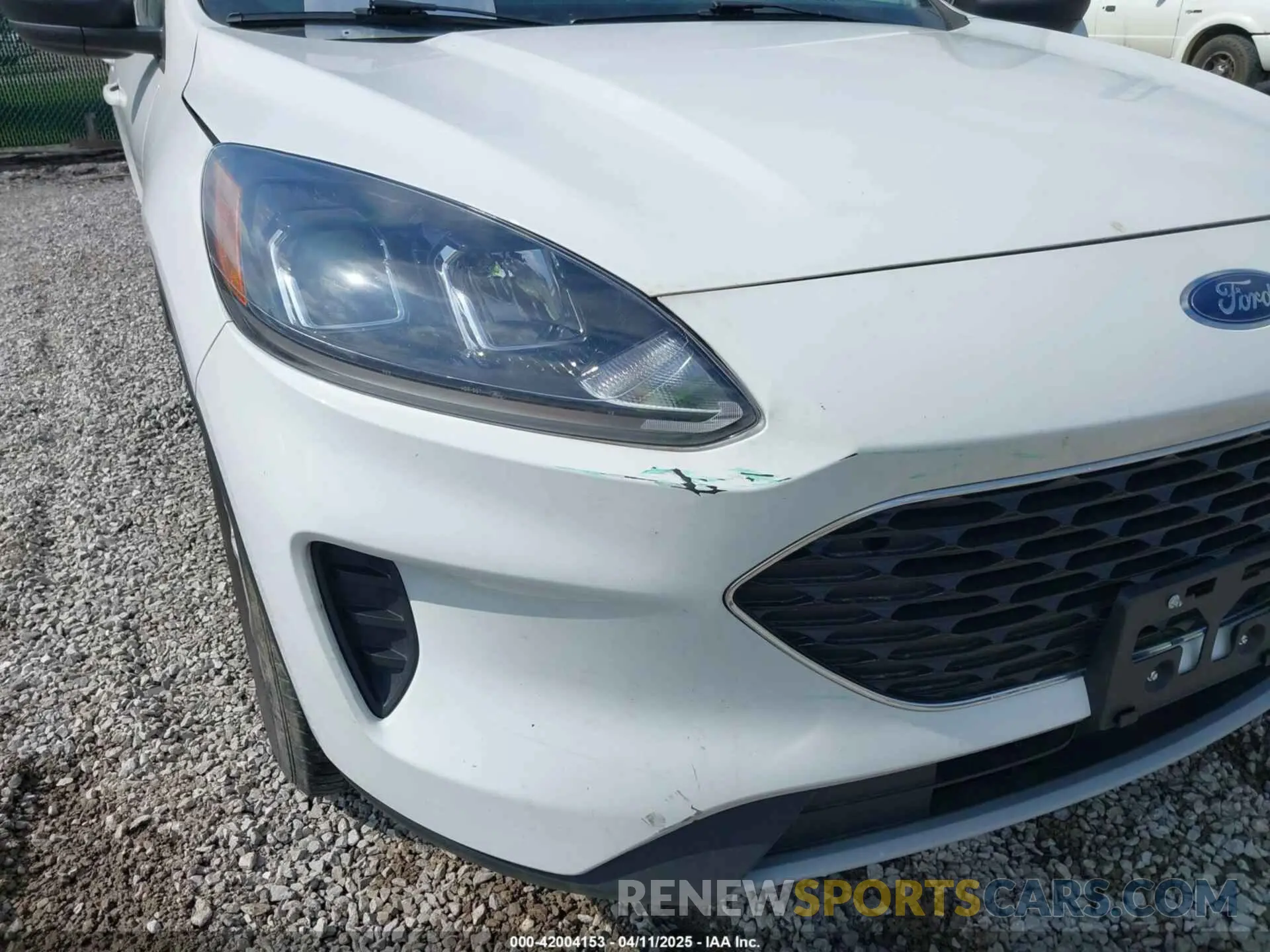 6 Photograph of a damaged car 1FMCU9G68NUA67439 FORD ESCAPE 2022