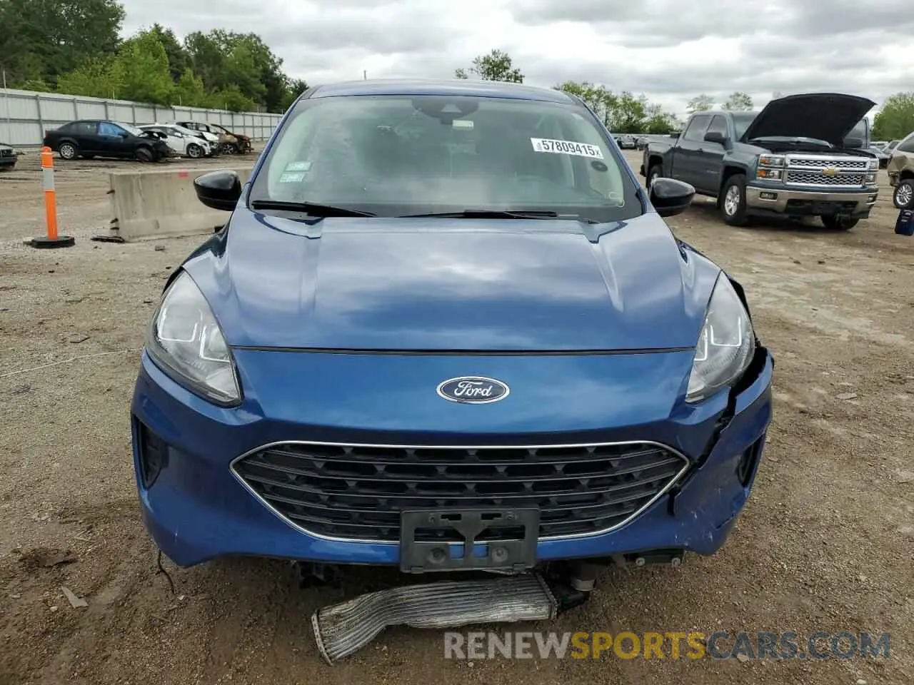 5 Фотография поврежденного автомобиля 1FMCU9G68NUB21886 FORD ESCAPE 2022