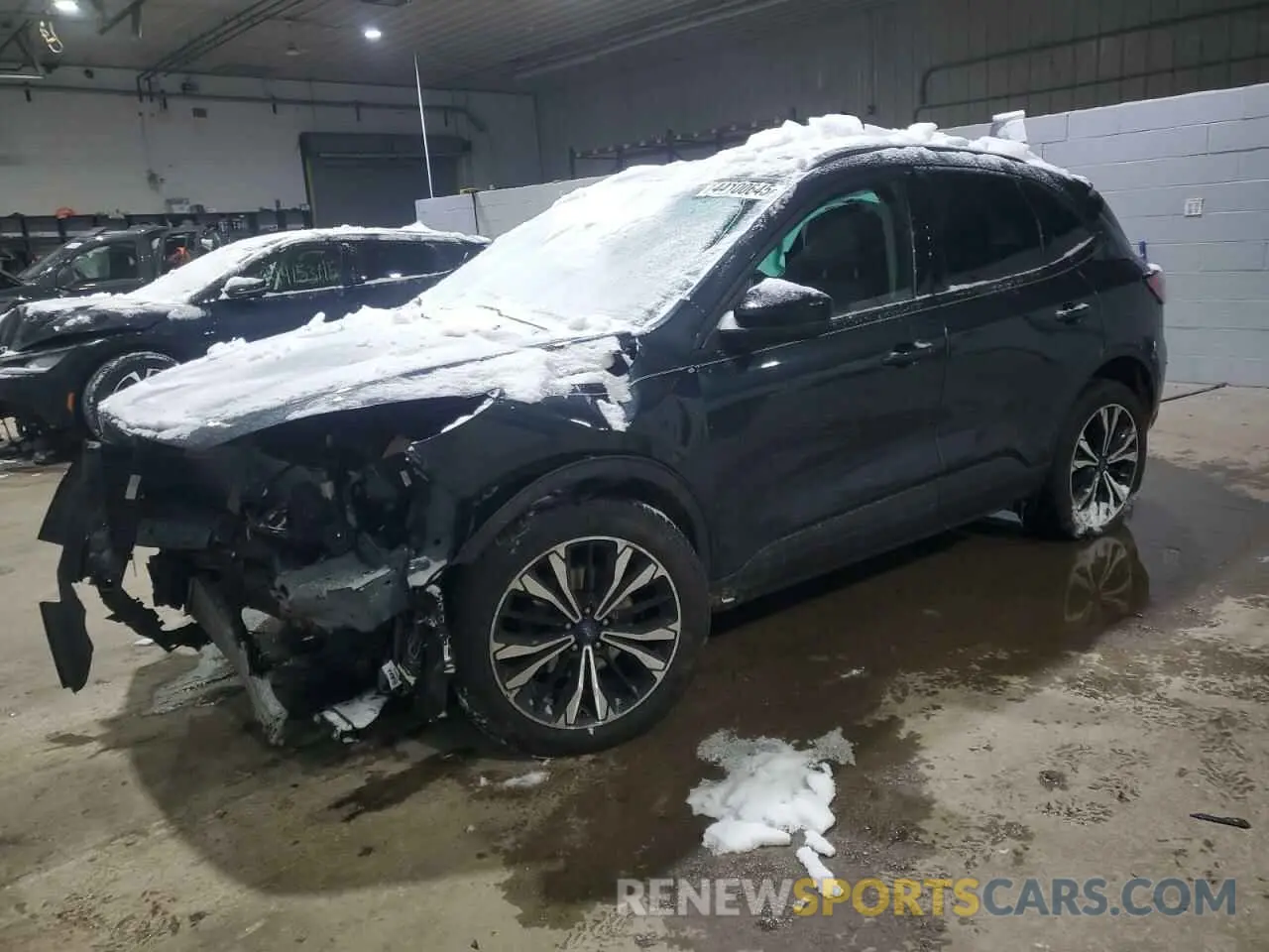 1 Photograph of a damaged car 1FMCU9G68NUB61479 FORD ESCAPE 2022