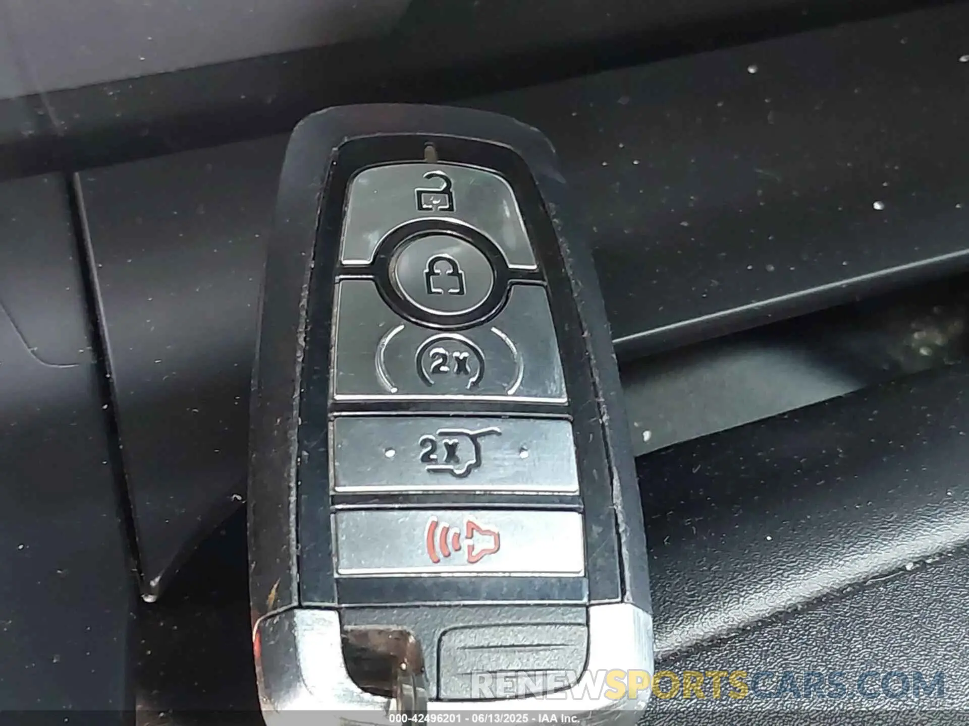 11 Фотография поврежденного автомобиля 1FMCU9G68NUB69176 FORD ESCAPE 2022