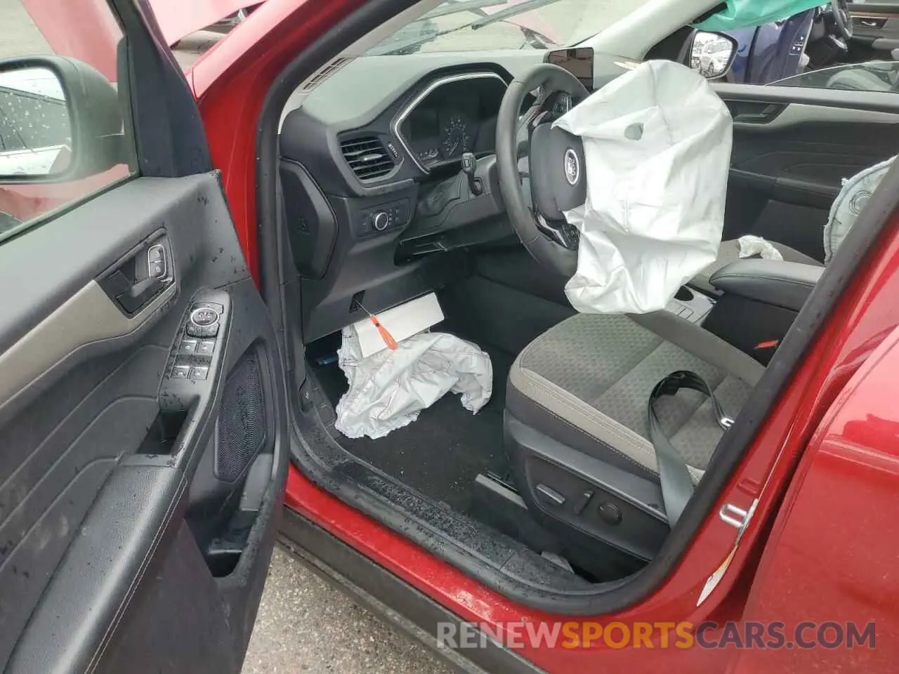 8 Photograph of a damaged car 1FMCU9G68NUB70957 FORD ESCAPE 2022