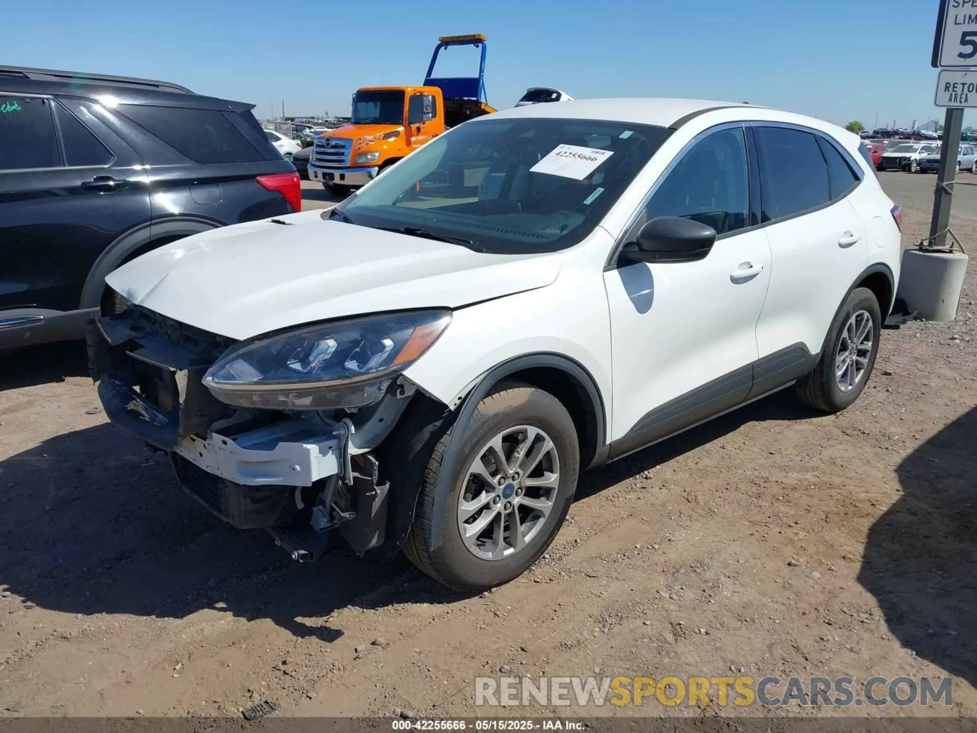 2 Photograph of a damaged car 1FMCU9G69NUA60967 FORD ESCAPE 2022