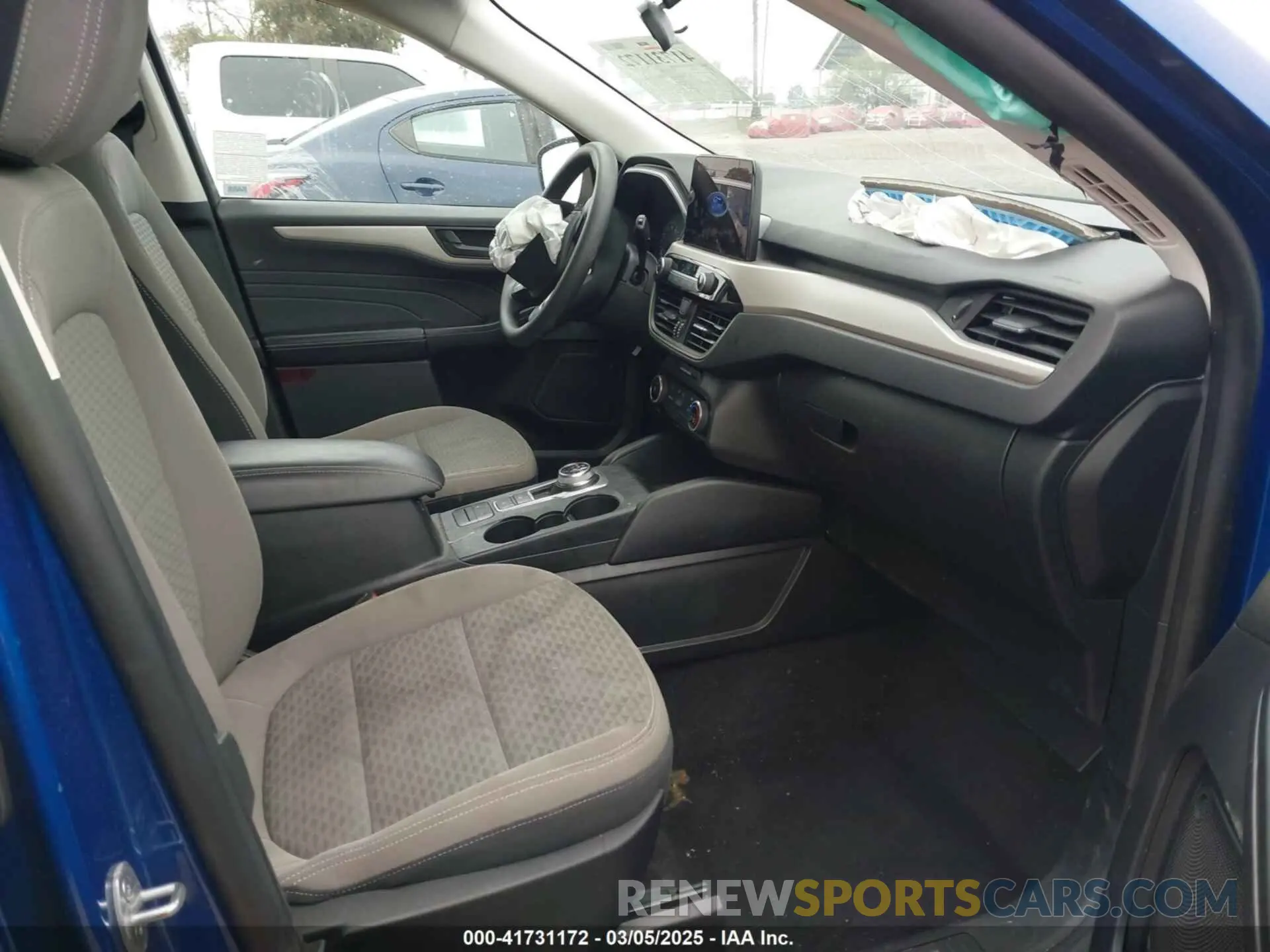 5 Фотография поврежденного автомобиля 1FMCU9G69NUA71547 FORD ESCAPE 2022