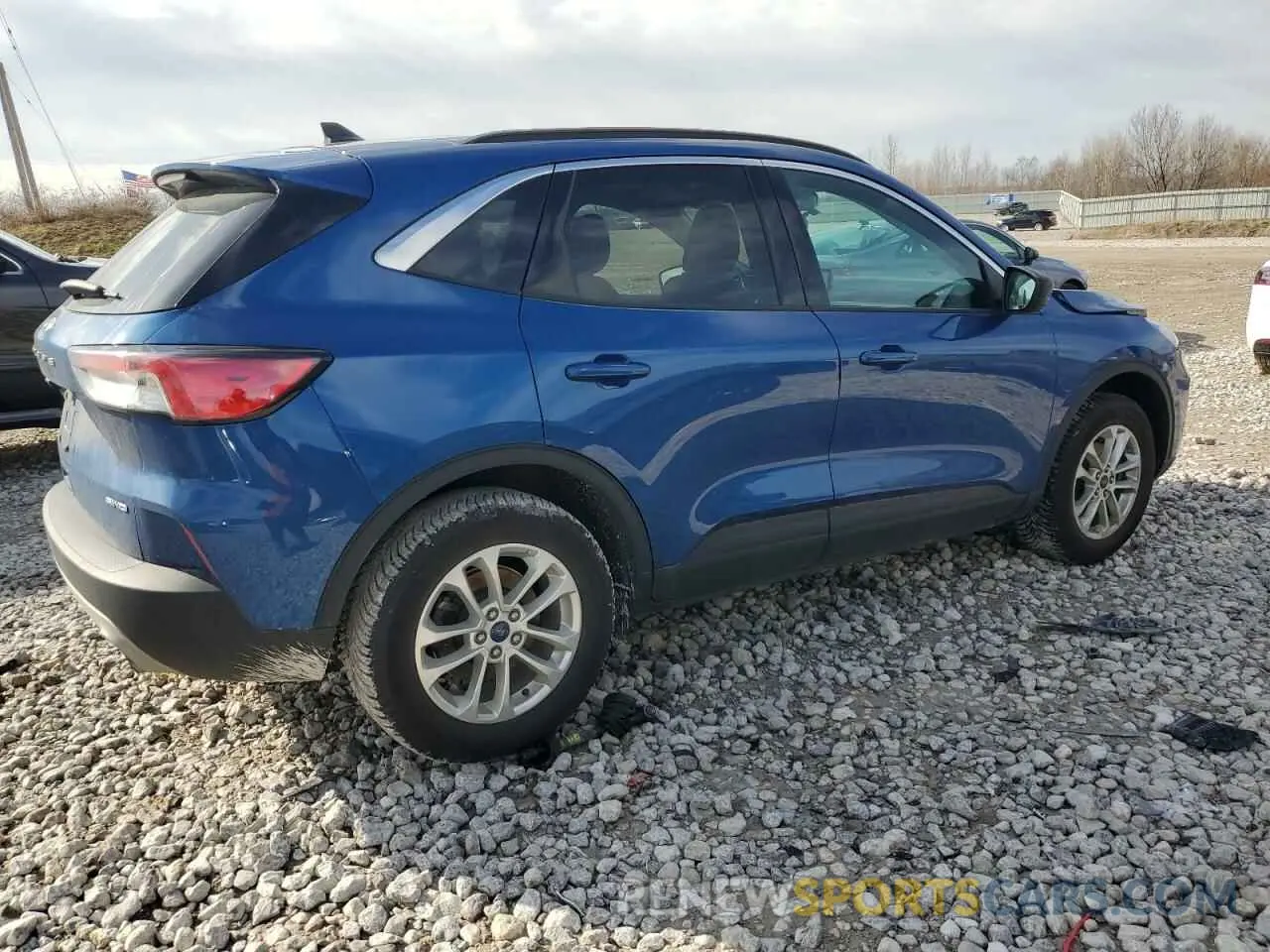 3 Фотография поврежденного автомобиля 1FMCU9G69NUA79681 FORD ESCAPE 2022