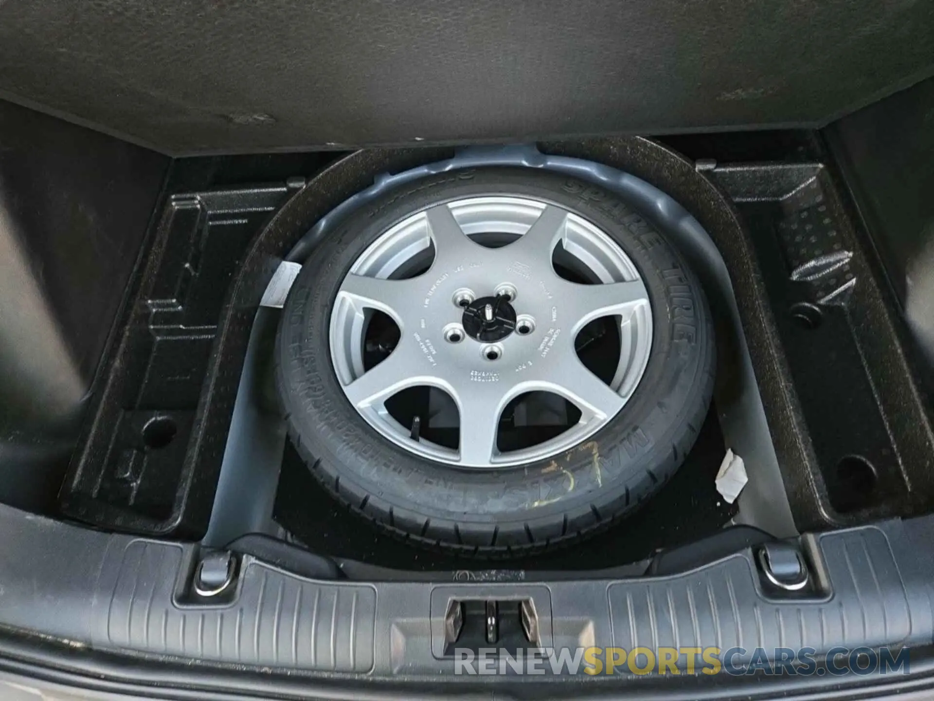 32 Фотография поврежденного автомобиля 1FMCU9G69NUB40690 FORD ESCAPE 2022