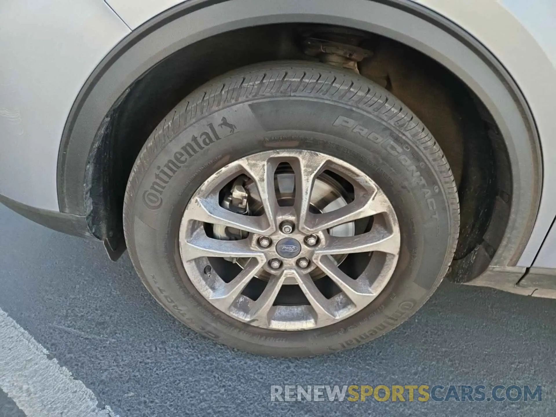 5 Фотография поврежденного автомобиля 1FMCU9G69NUB40690 FORD ESCAPE 2022