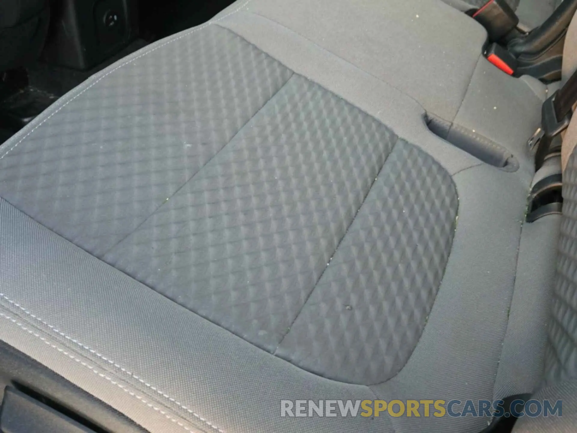 7 Фотография поврежденного автомобиля 1FMCU9G69NUB40690 FORD ESCAPE 2022