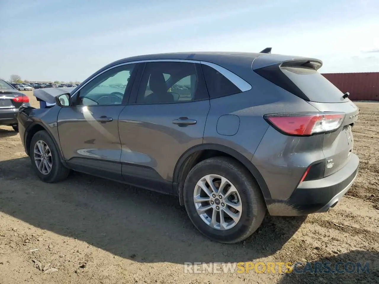 2 Фотография поврежденного автомобиля 1FMCU9G69NUC00533 FORD ESCAPE 2022