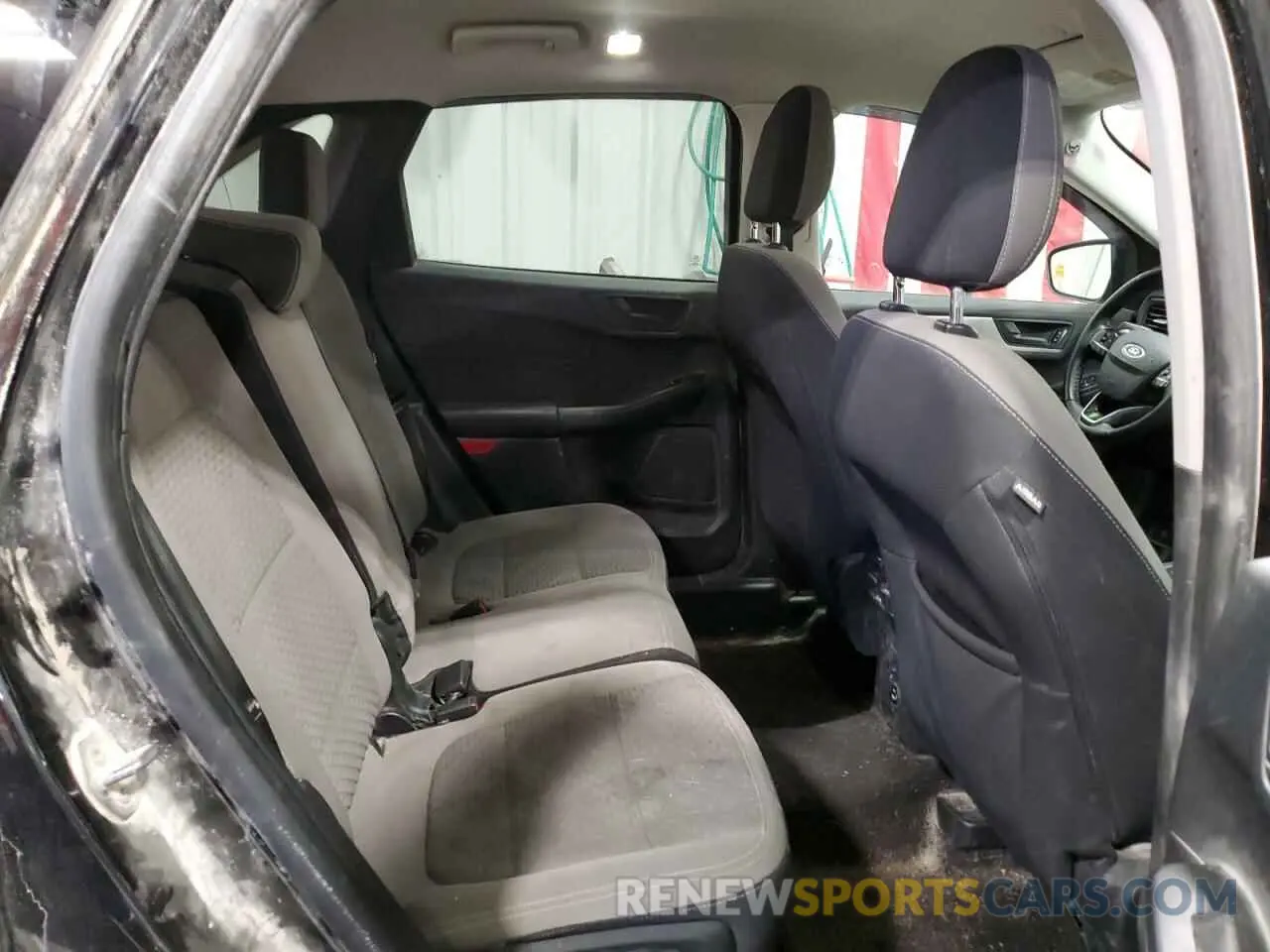 10 Фотография поврежденного автомобиля 1FMCU9G6XNUA81018 FORD ESCAPE 2022