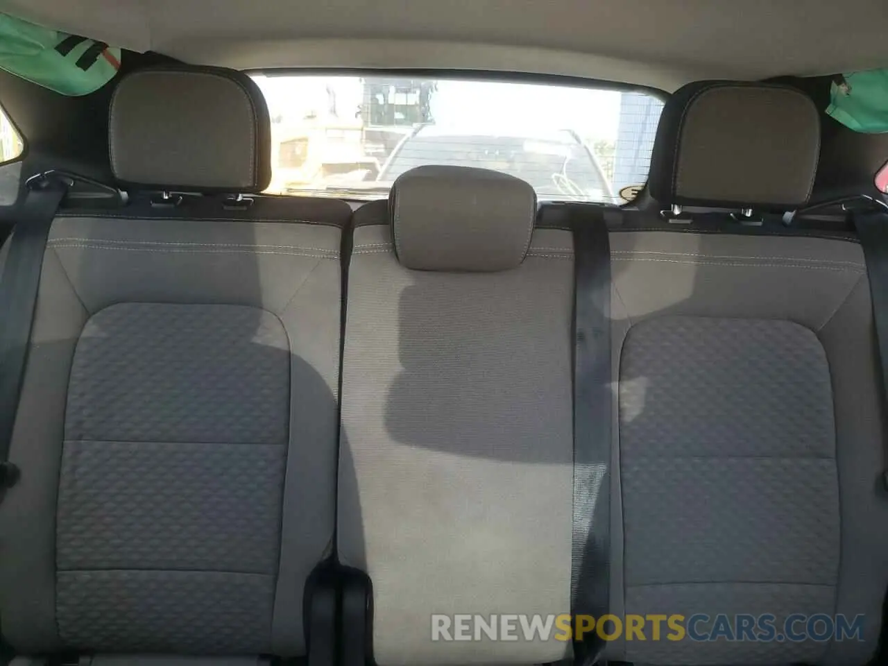 10 Фотография поврежденного автомобиля 1FMCU9G6XNUB44621 FORD ESCAPE 2022