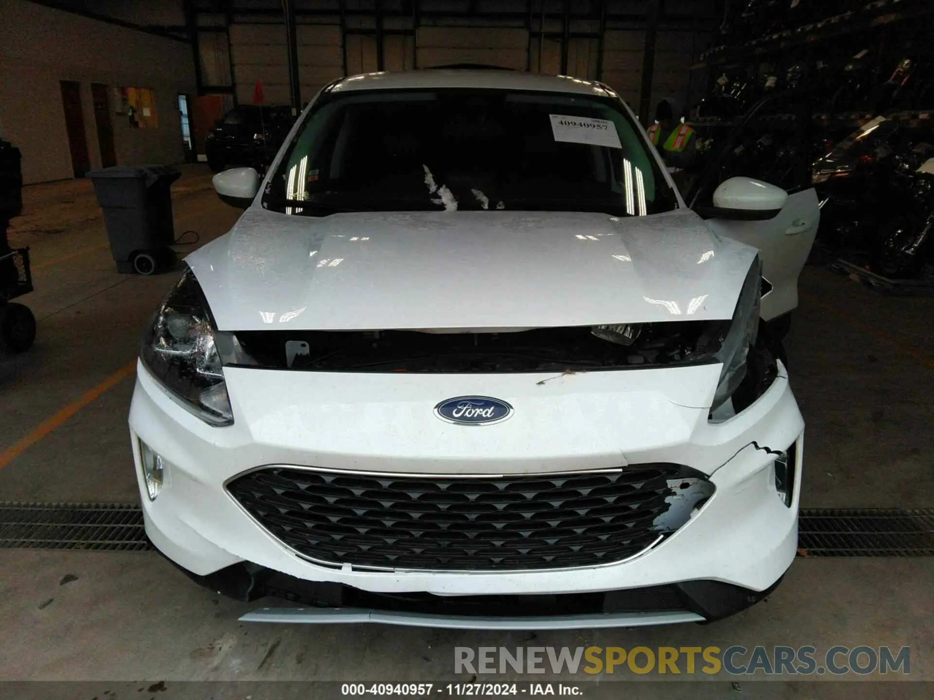 12 Photograph of a damaged car 1FMCU9H60NUA34790 FORD ESCAPE 2022
