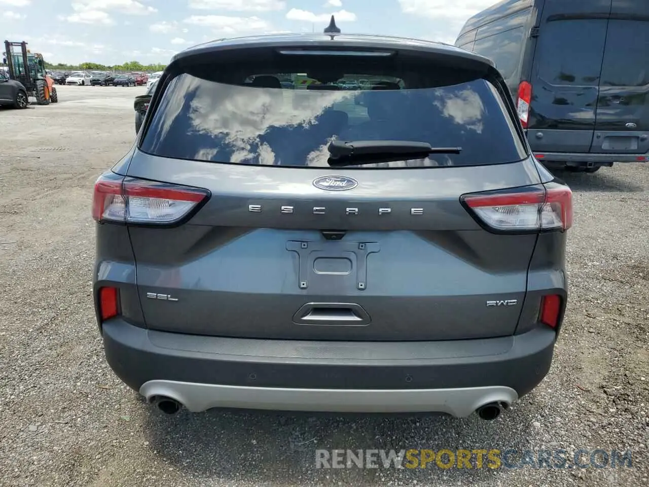 6 Photograph of a damaged car 1FMCU9H61NUA69449 FORD ESCAPE 2022