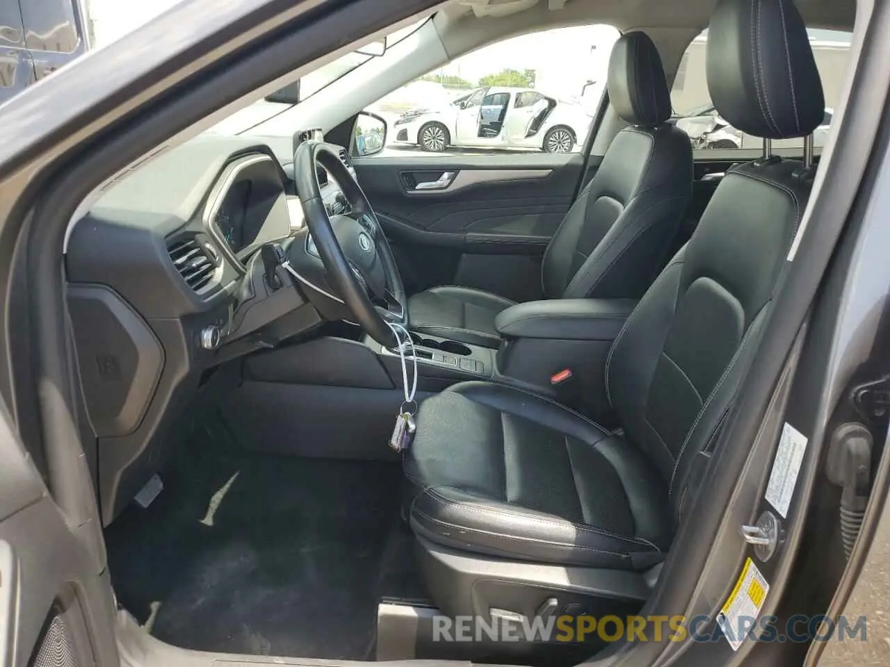 7 Photograph of a damaged car 1FMCU9H61NUA69449 FORD ESCAPE 2022
