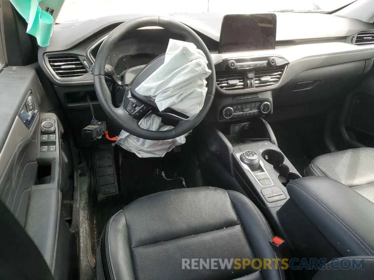 8 Фотография поврежденного автомобиля 1FMCU9H62NUB20702 FORD ESCAPE 2022