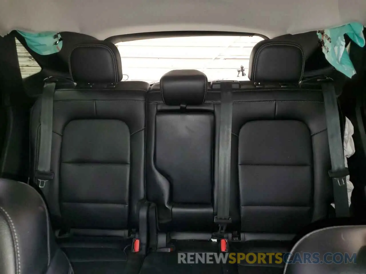 10 Фотография поврежденного автомобиля 1FMCU9H63NUA33570 FORD ESCAPE 2022