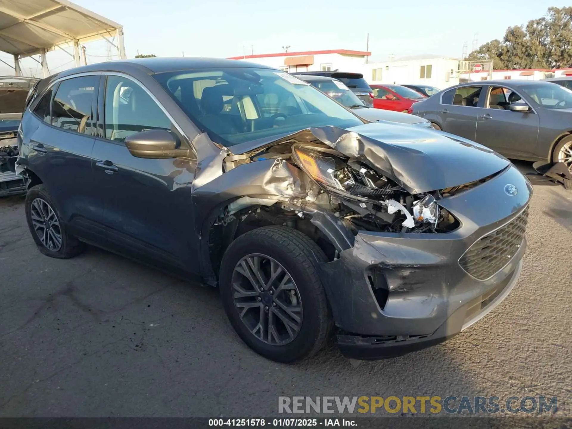 1 Photograph of a damaged car 1FMCU9H65NUA72628 FORD ESCAPE 2022
