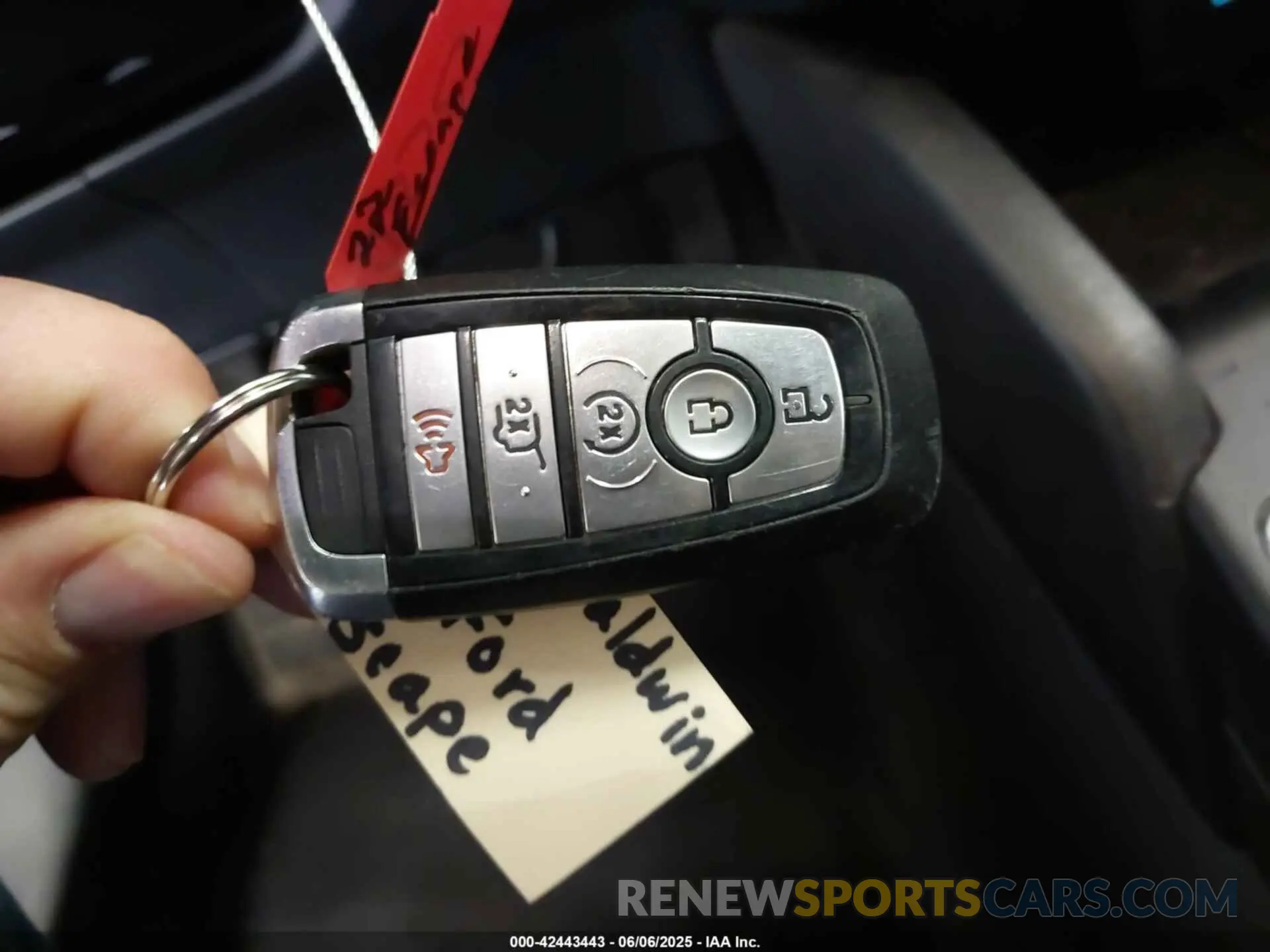 11 Photograph of a damaged car 1FMCU9H68NUA22550 FORD ESCAPE 2022