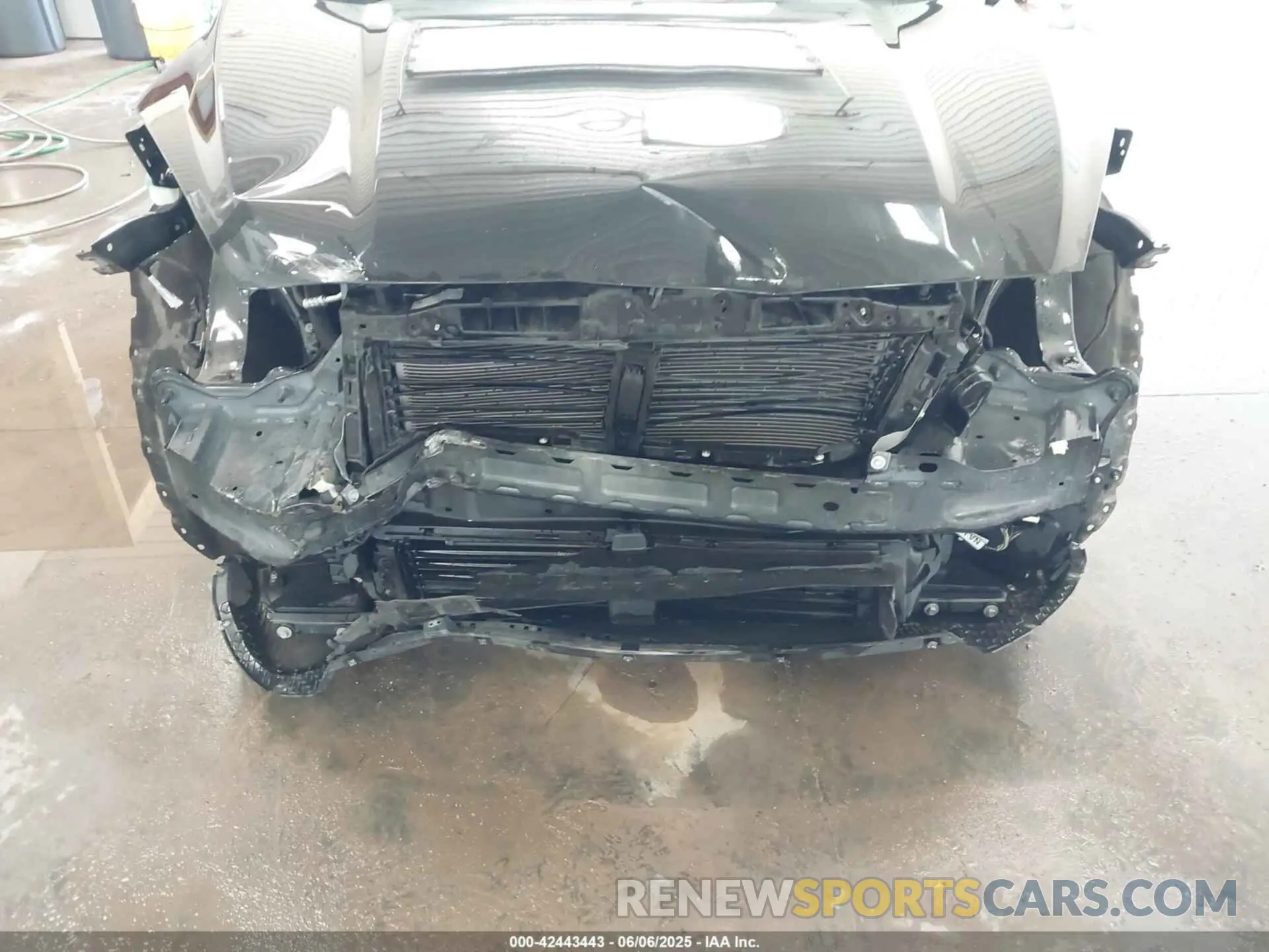 6 Photograph of a damaged car 1FMCU9H68NUA22550 FORD ESCAPE 2022