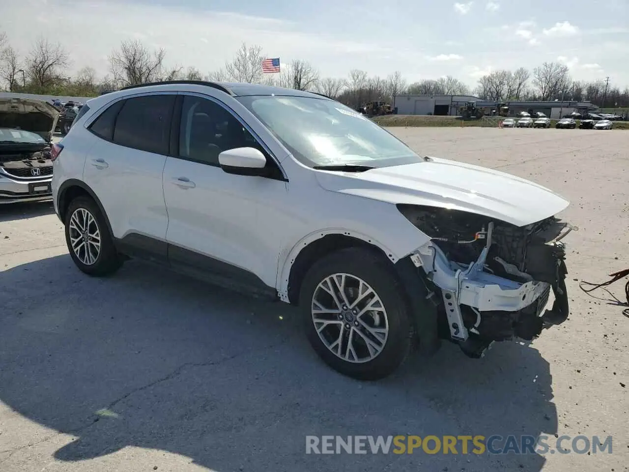 4 Photograph of a damaged car 1FMCU9H6XNUA93653 FORD ESCAPE 2022