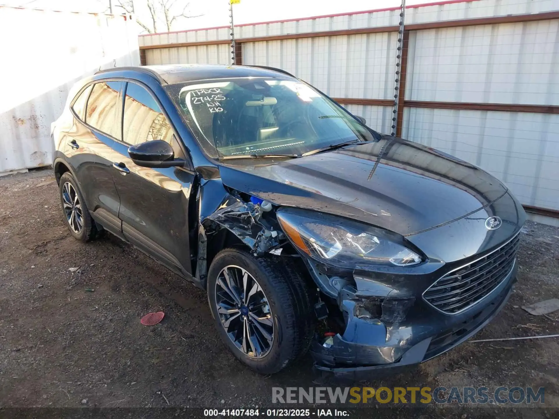 1 Фотография поврежденного автомобиля 1FMCU9H93NUB59194 FORD ESCAPE 2022