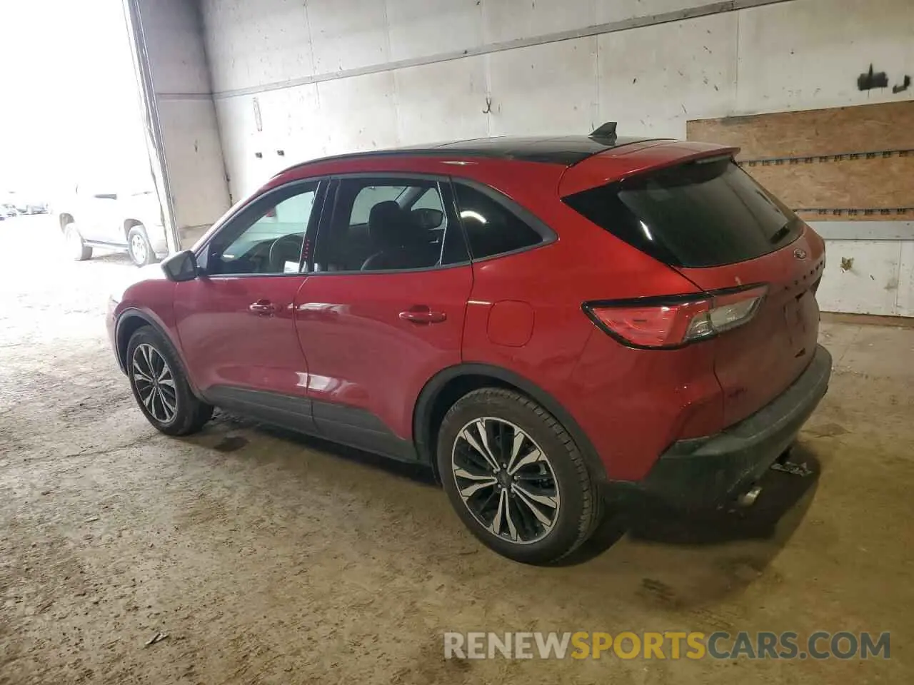 2 Photograph of a damaged car 1FMCU9H94NUC02621 FORD ESCAPE 2022
