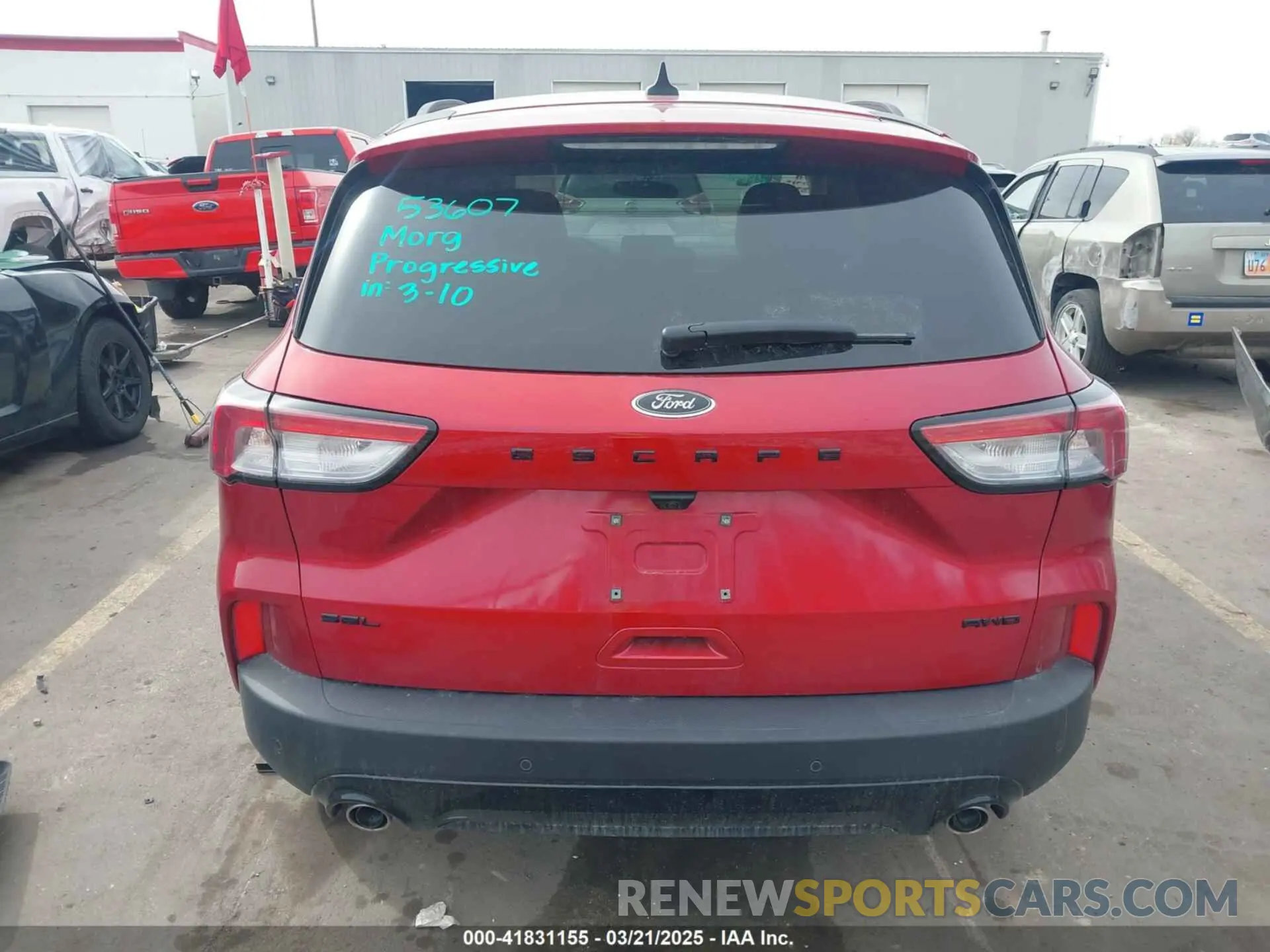 17 Photograph of a damaged car 1FMCU9H96NUA09158 FORD ESCAPE 2022
