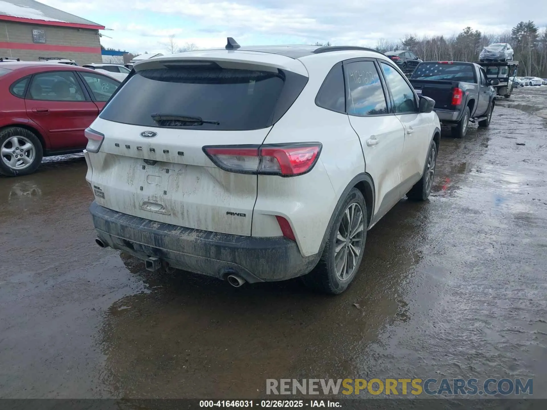 4 Photograph of a damaged car 1FMCU9H96NUB38257 FORD ESCAPE 2022