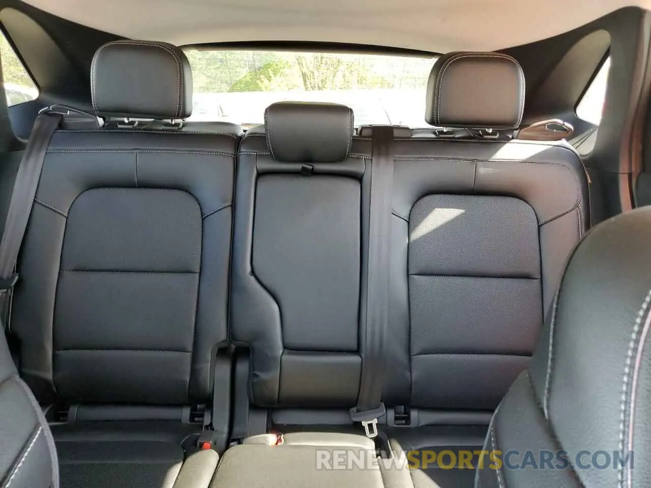 10 Photograph of a damaged car 1FMCU9H99NUA60217 FORD ESCAPE 2022