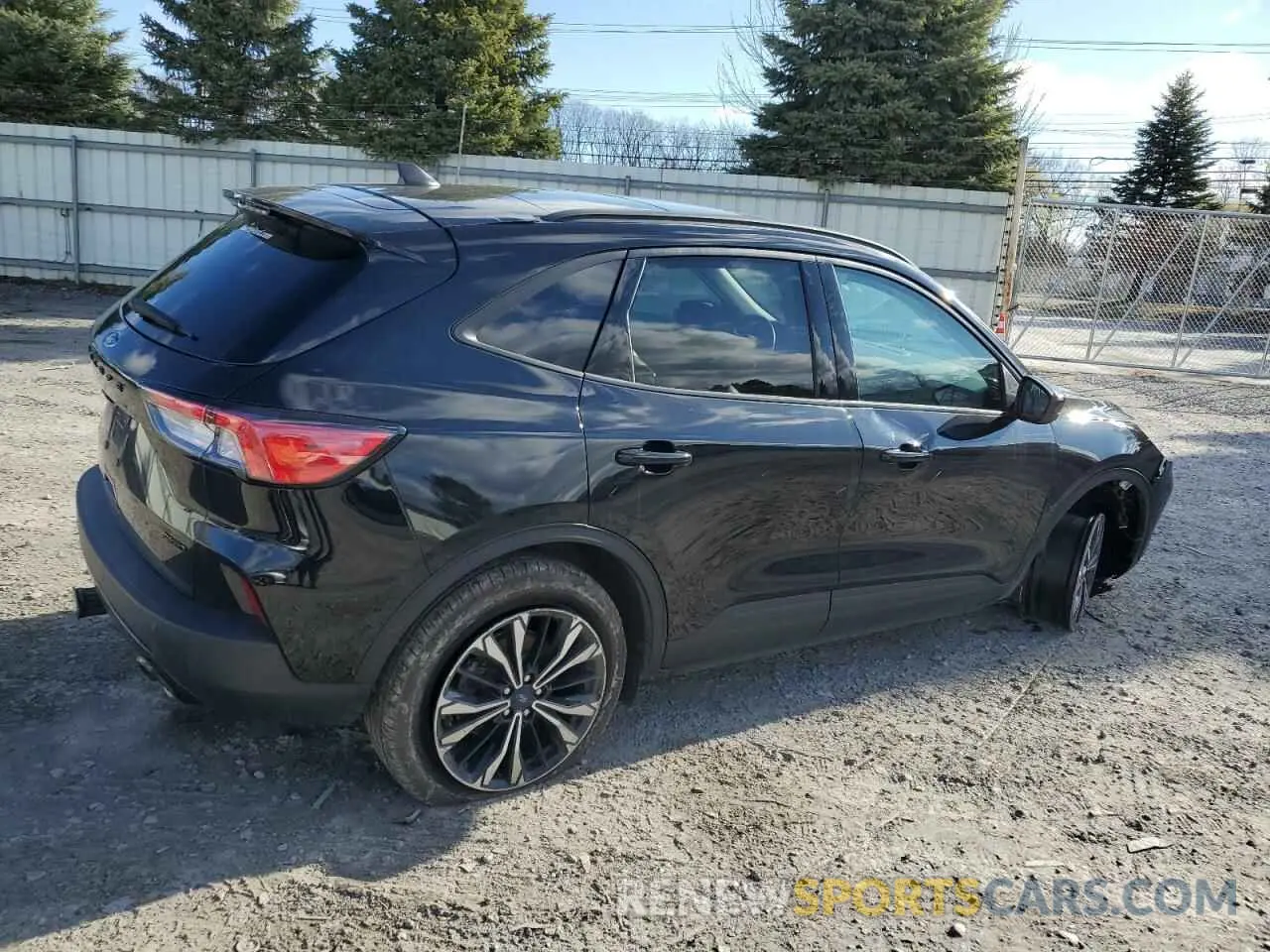 3 Photograph of a damaged car 1FMCU9H99NUB66571 FORD ESCAPE 2022