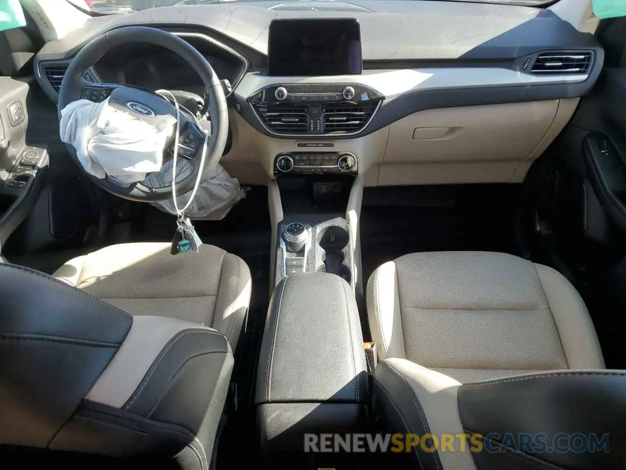 8 Фотография поврежденного автомобиля 1FMCU9H9XNUB06086 FORD ESCAPE 2022