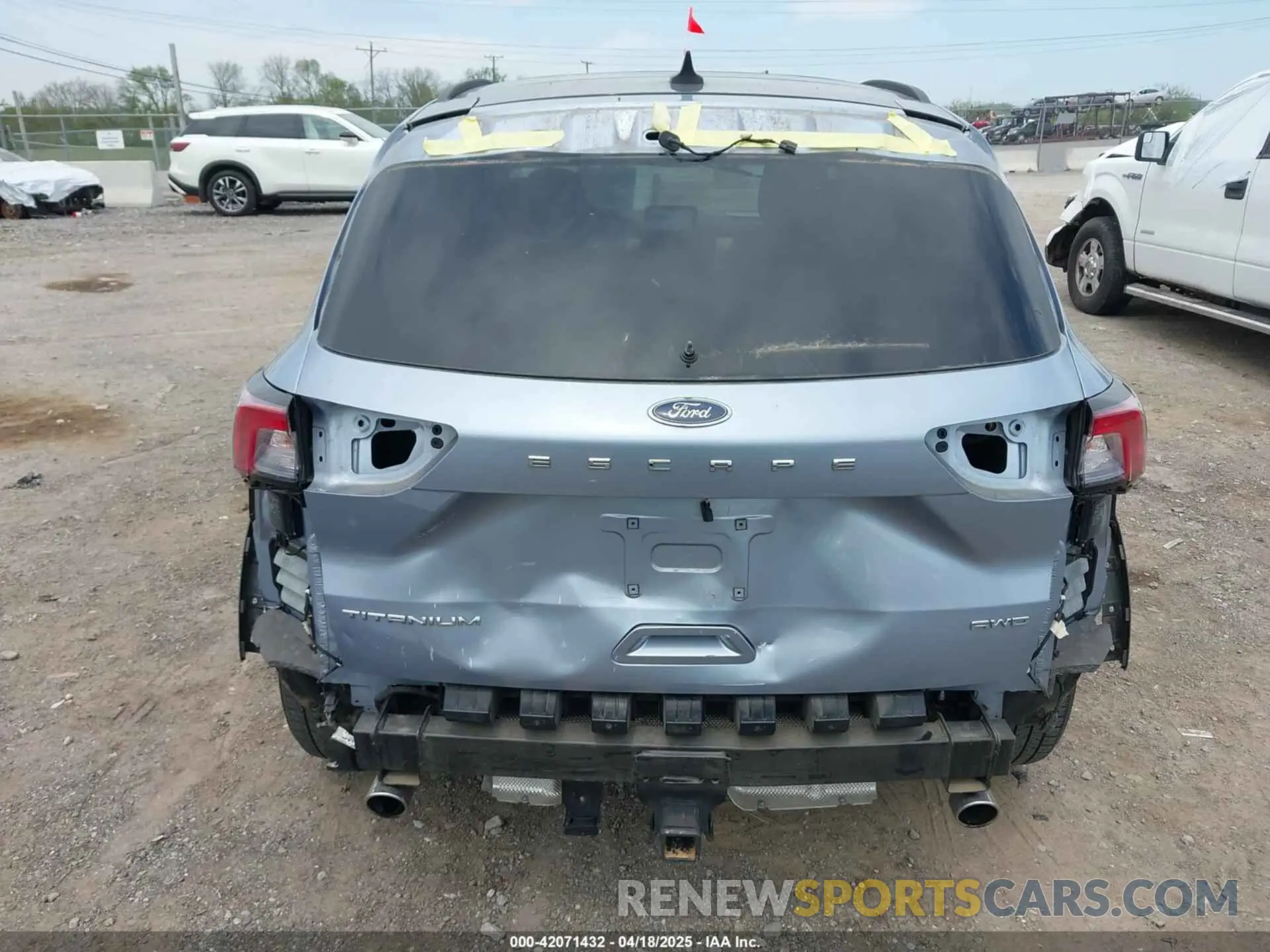 17 Фотография поврежденного автомобиля 1FMCU9J95NUA87666 FORD ESCAPE 2022