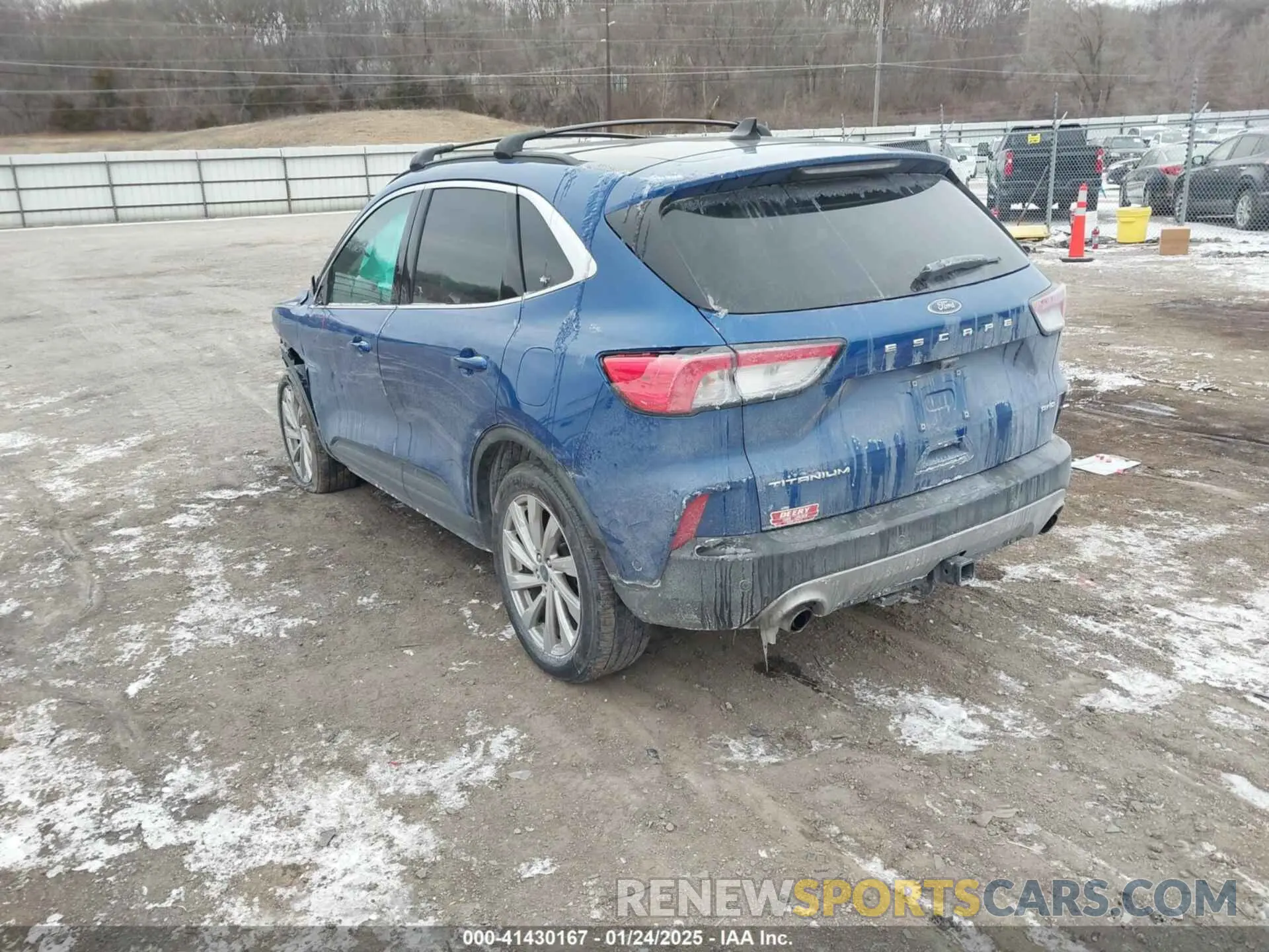 3 Фотография поврежденного автомобиля 1FMCU9J96NUA35771 FORD ESCAPE 2022