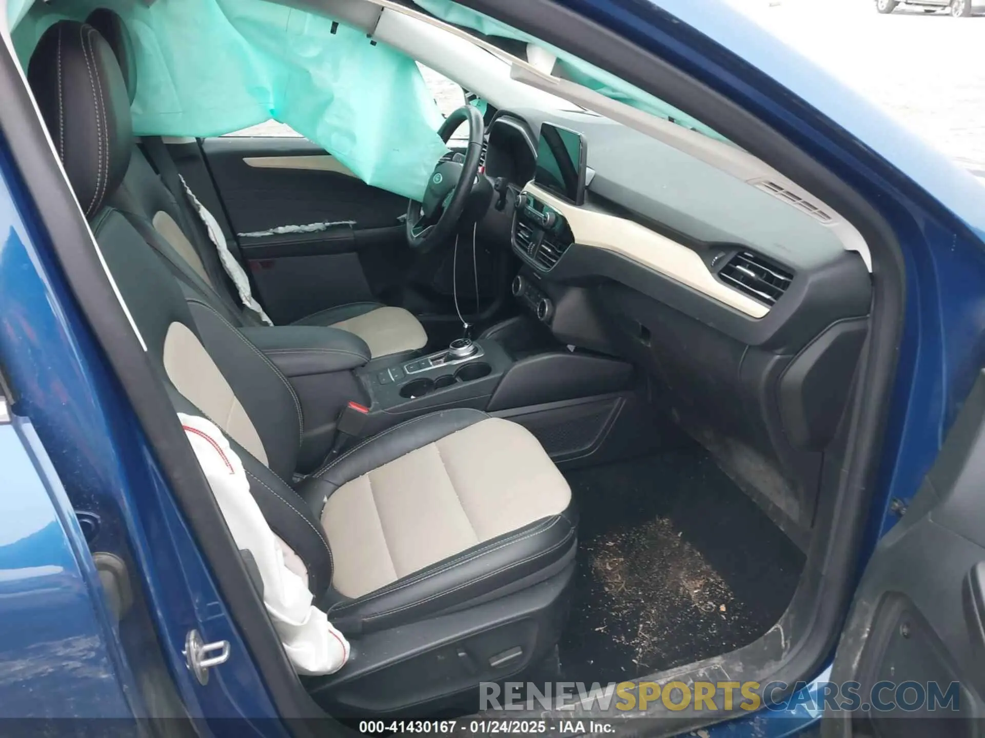 5 Фотография поврежденного автомобиля 1FMCU9J96NUA35771 FORD ESCAPE 2022