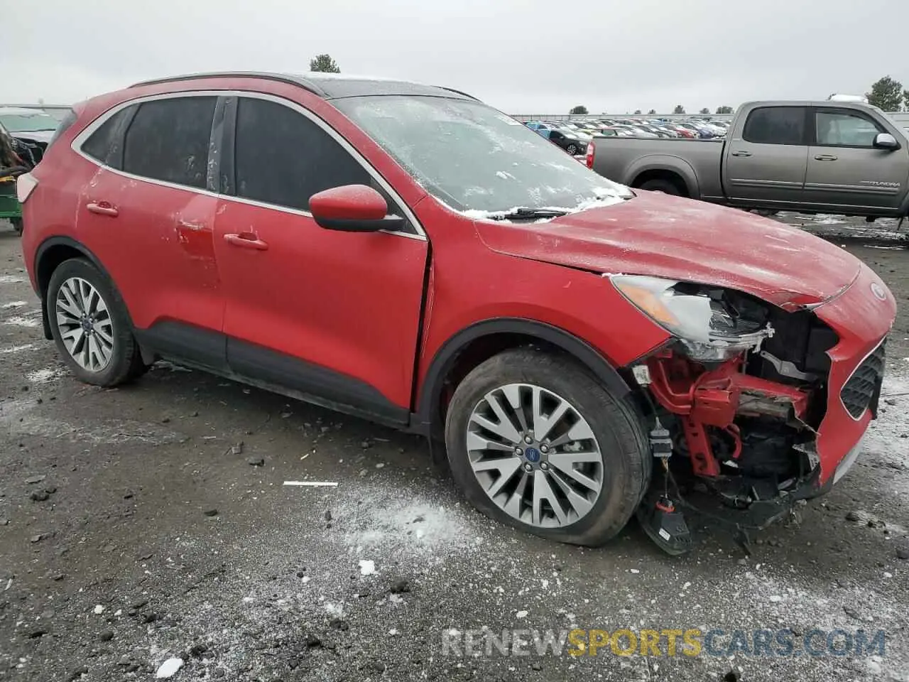 4 Photograph of a damaged car 1FMCU9J96NUB67817 FORD ESCAPE 2022