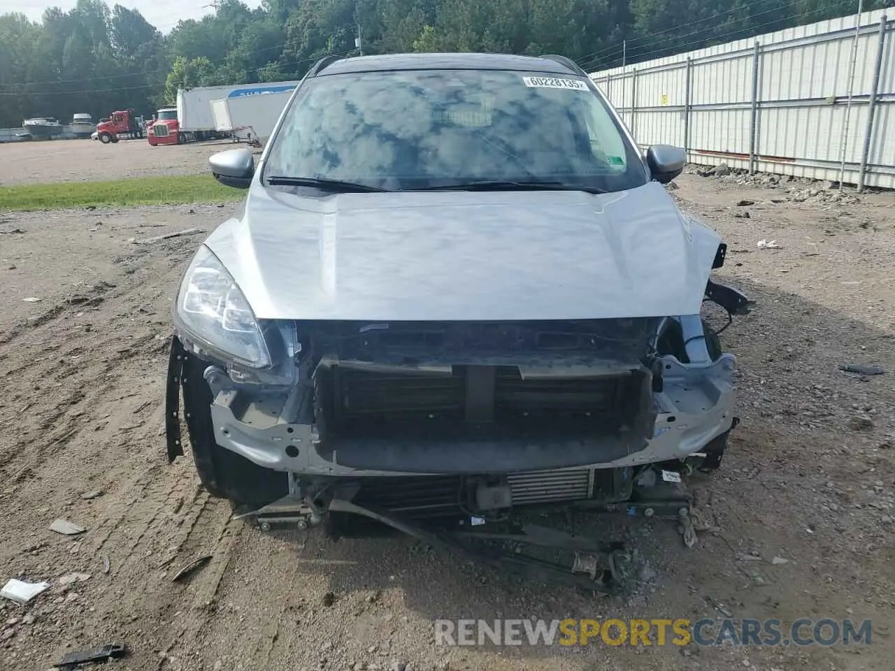 5 Photograph of a damaged car 1FMCU9J99NUB96762 FORD ESCAPE 2022