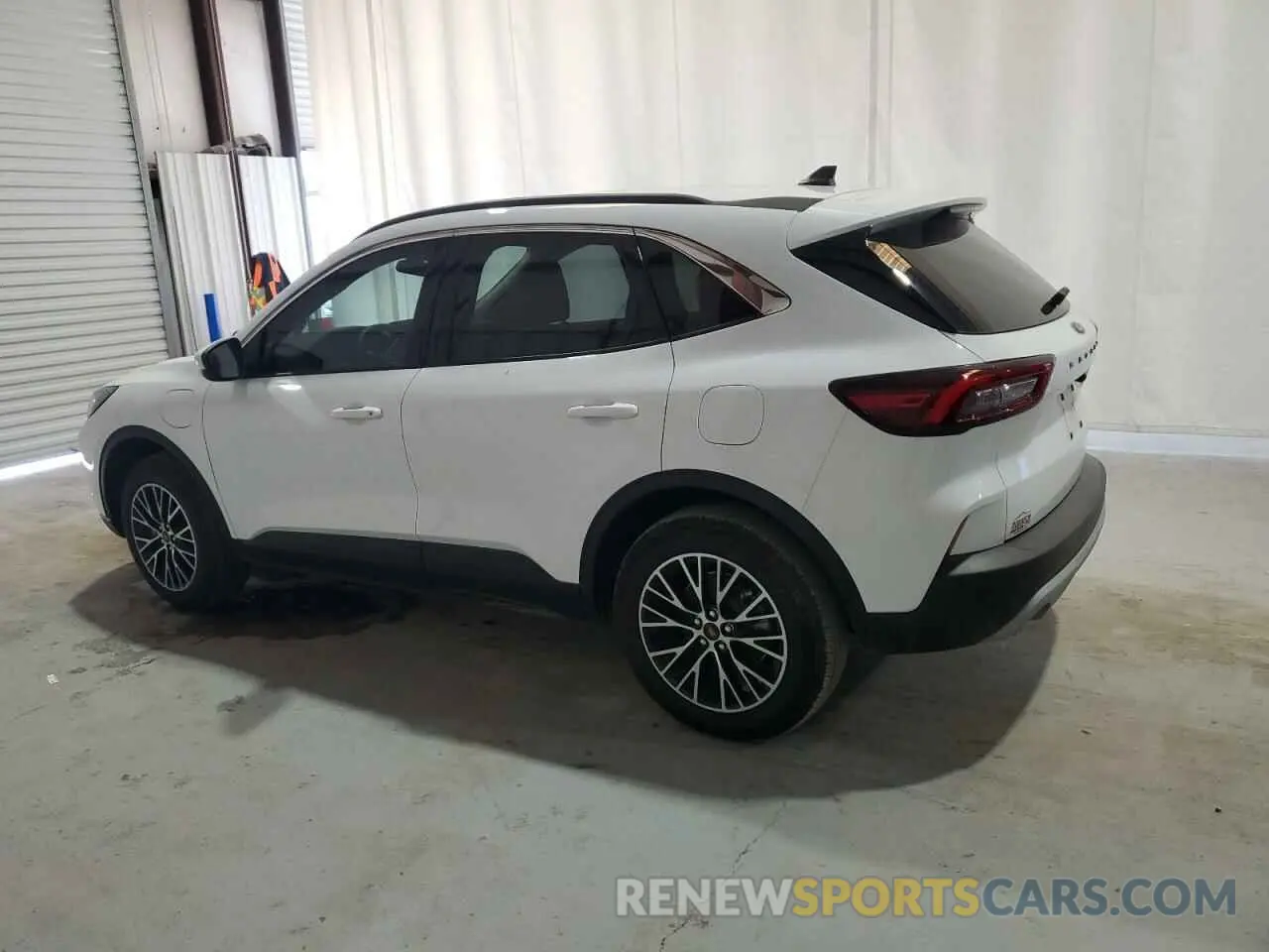 2 Photograph of a damaged car 1FMCU0E10PUA61236 FORD ESCAPE 2023