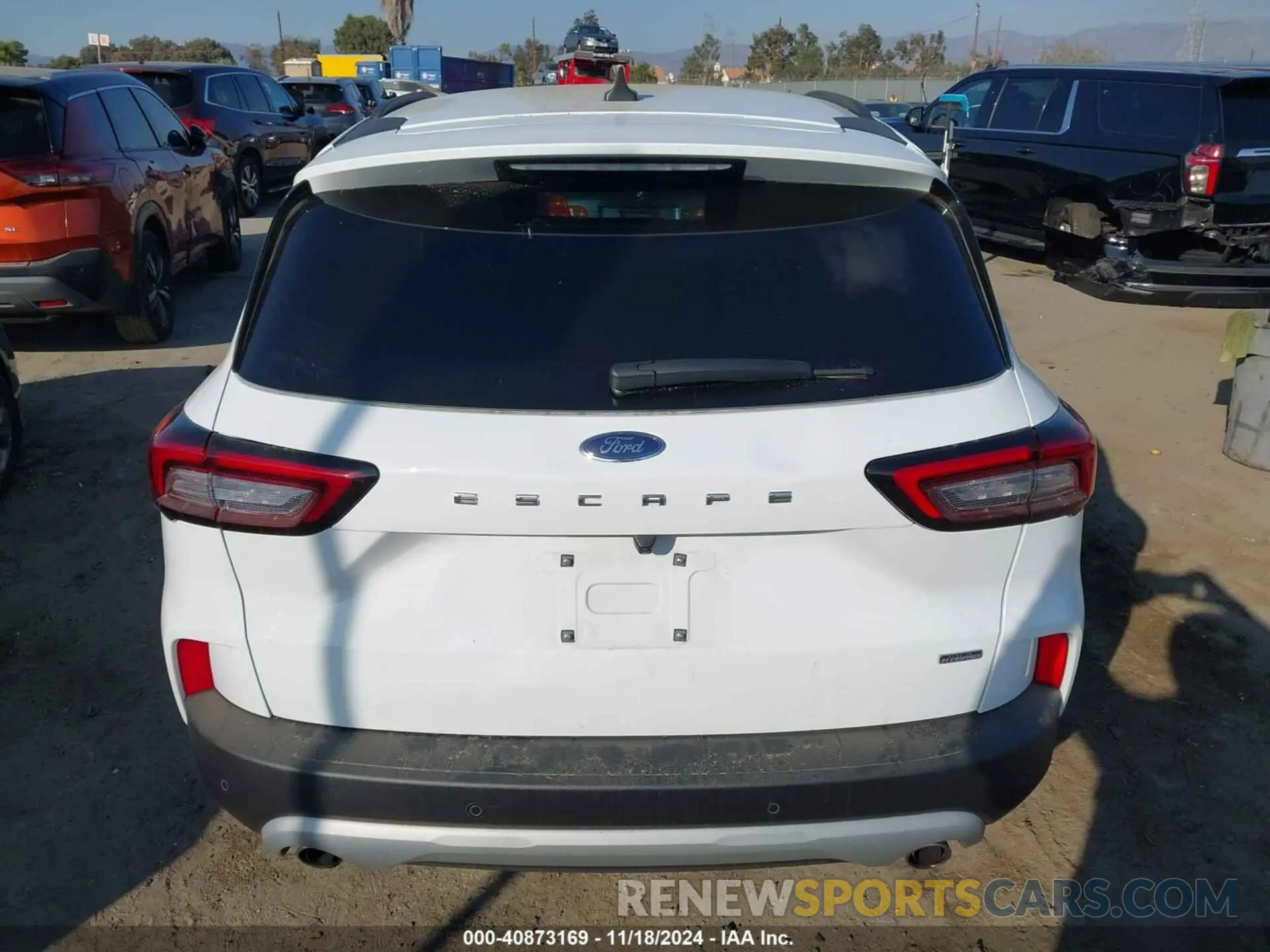 16 Photograph of a damaged car 1FMCU0E19PUA43883 FORD ESCAPE 2023
