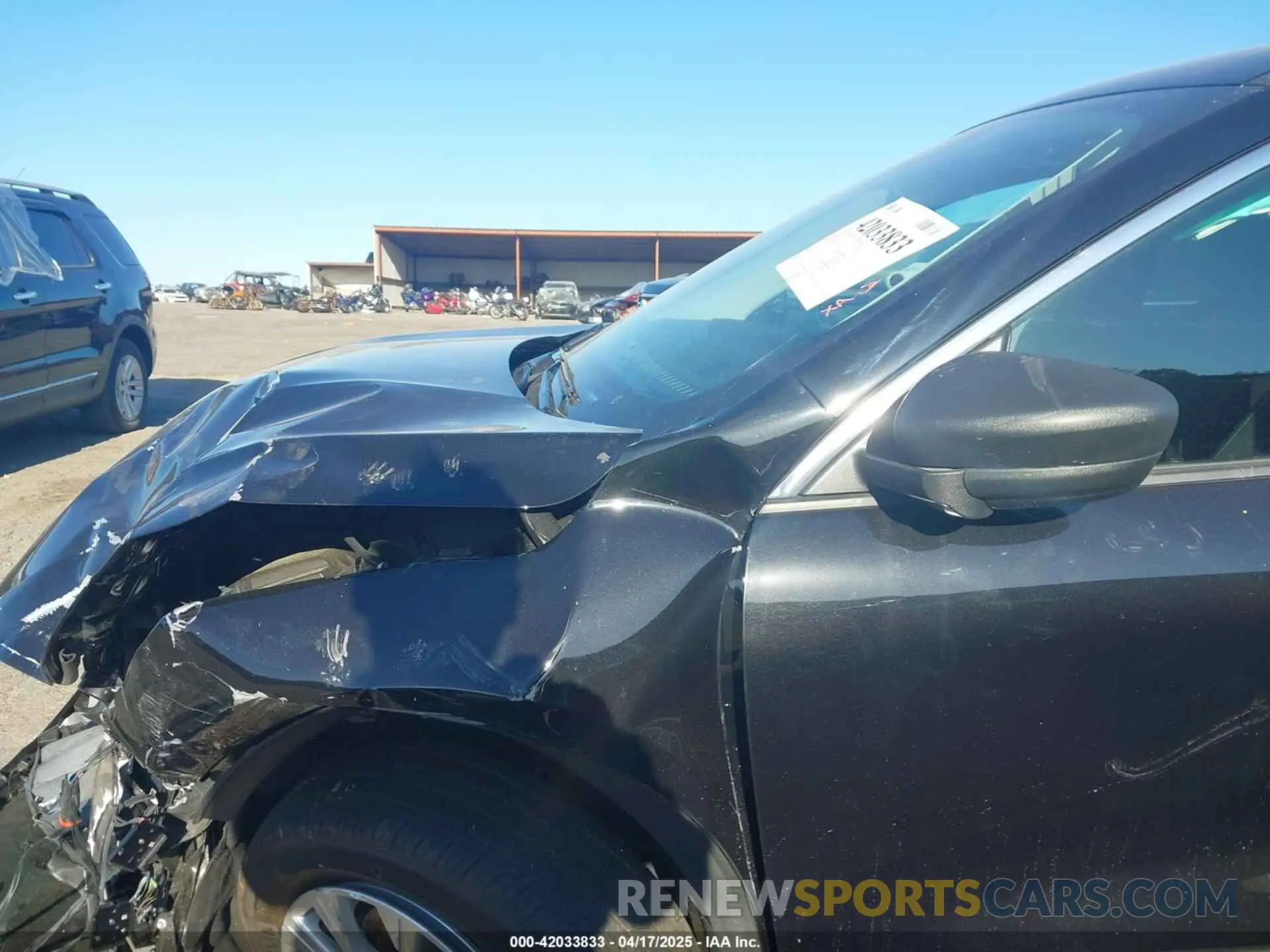 18 Photograph of a damaged car 1FMCU0GN0PUB09351 FORD ESCAPE 2023