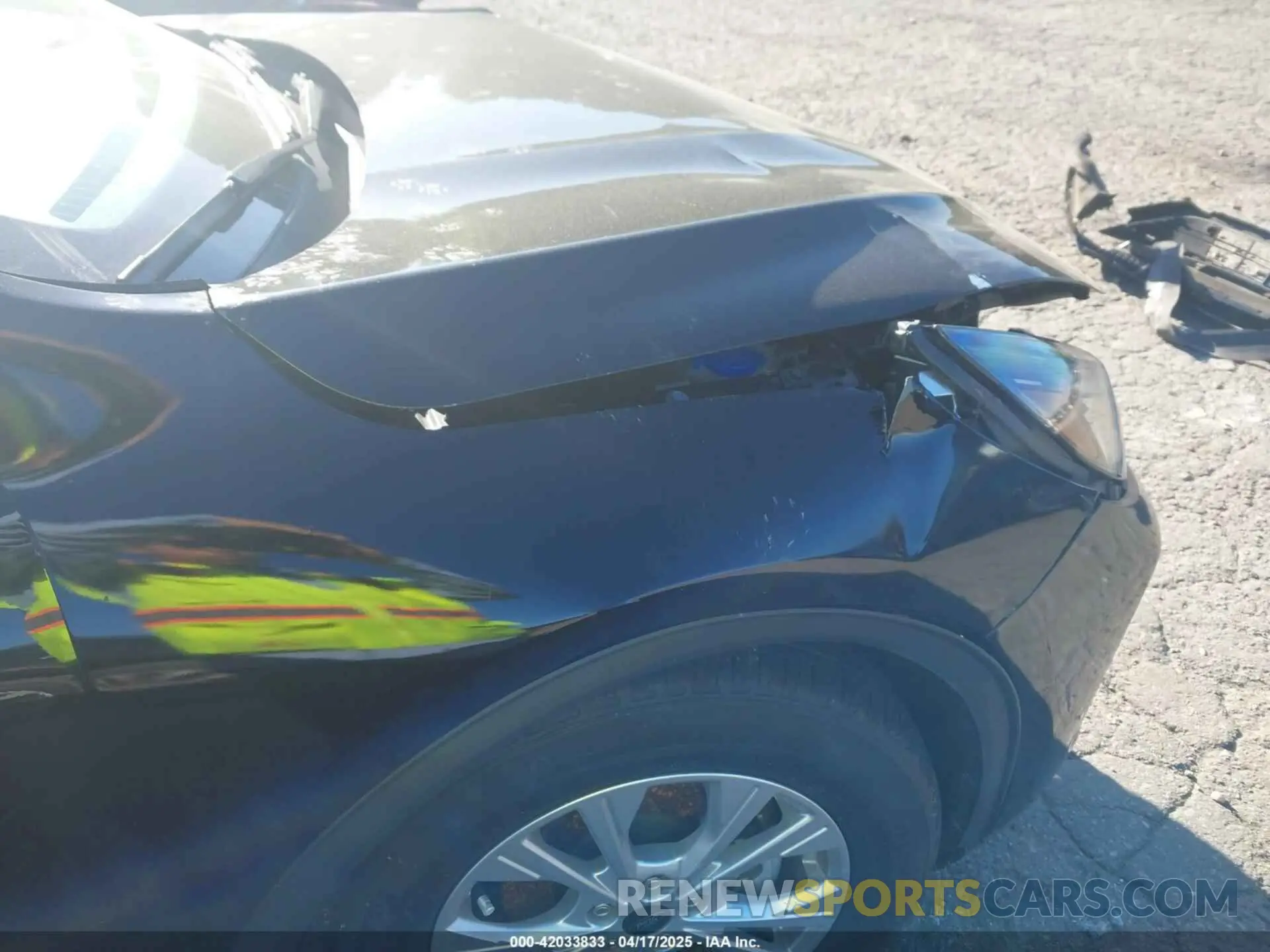 22 Photograph of a damaged car 1FMCU0GN0PUB09351 FORD ESCAPE 2023